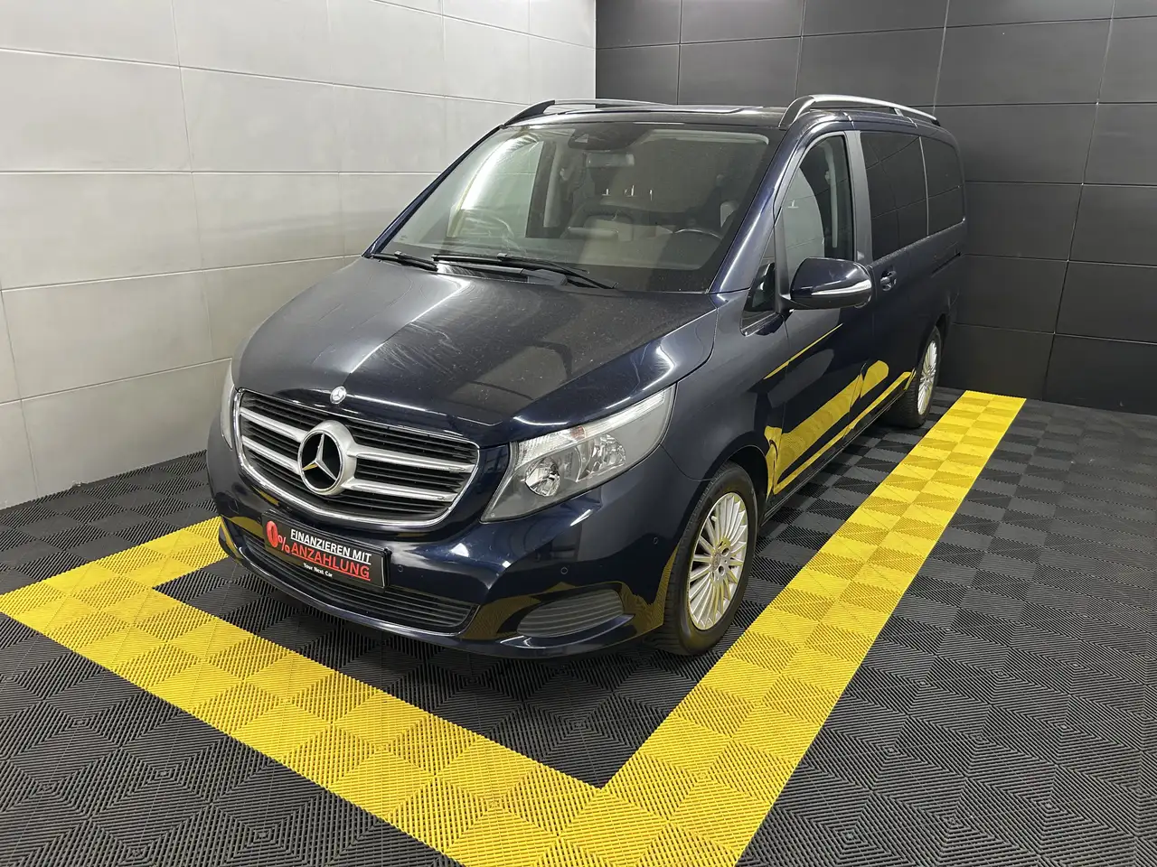 Mercedes-Benz V 250