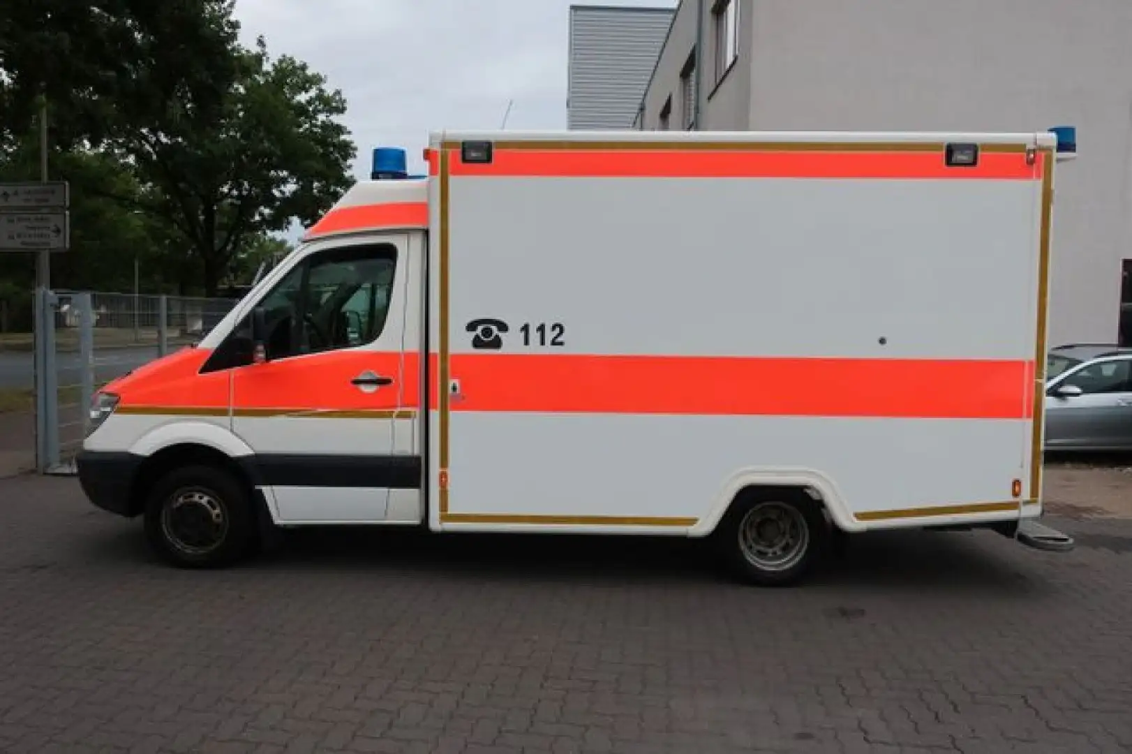 Mercedes-Benz Sprinter II 516 CDI / RTW / Klima / Standheizung Weiß - 2