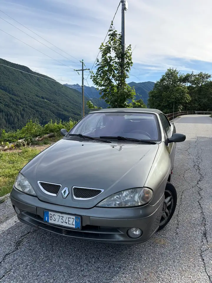 Renault Megane I Cabrio 1.6 16v Privilege, foto 1