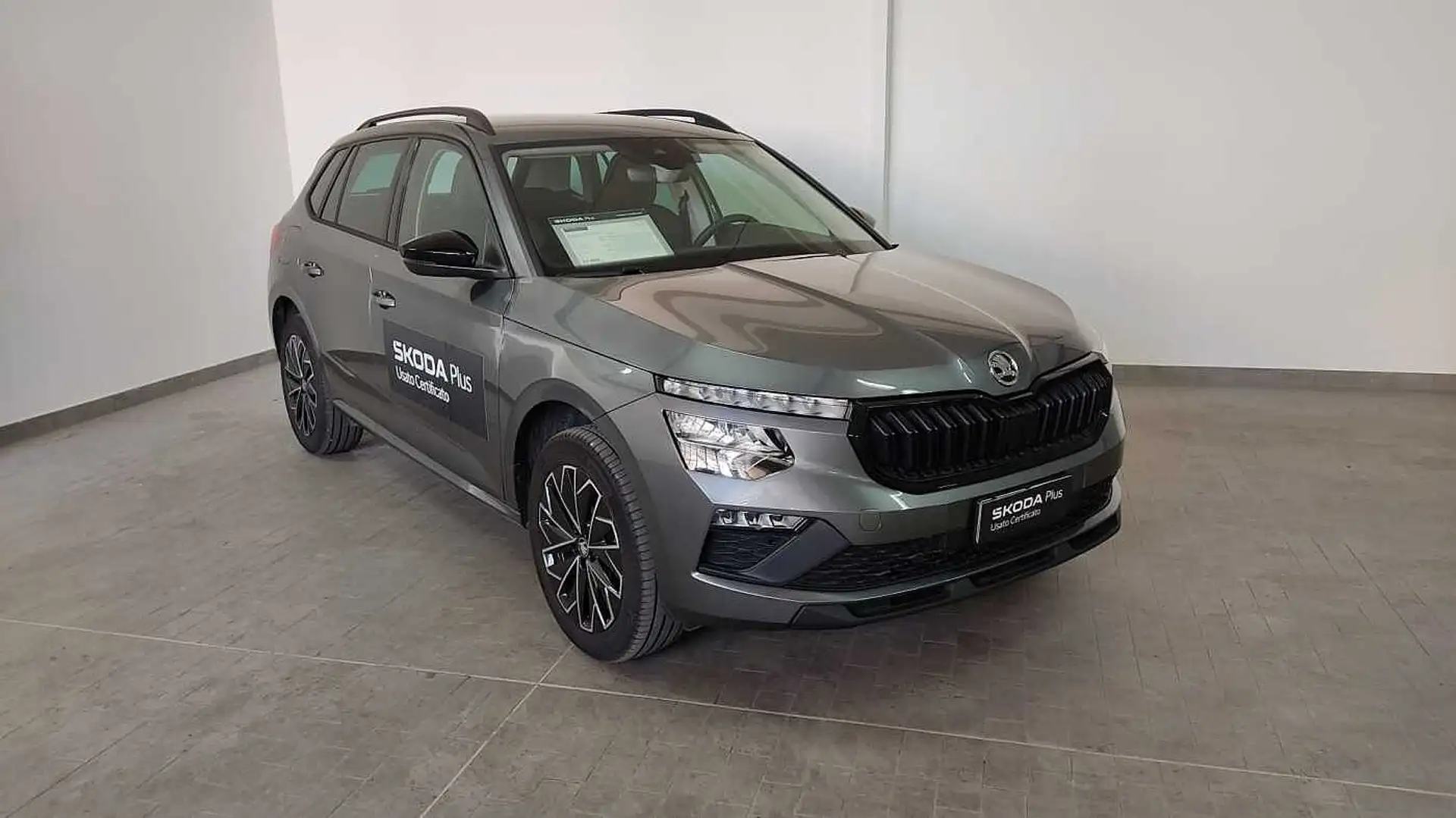 Skoda Kamiq 1.0 TSI 115 CV DSG Black Dots Grigio - 1