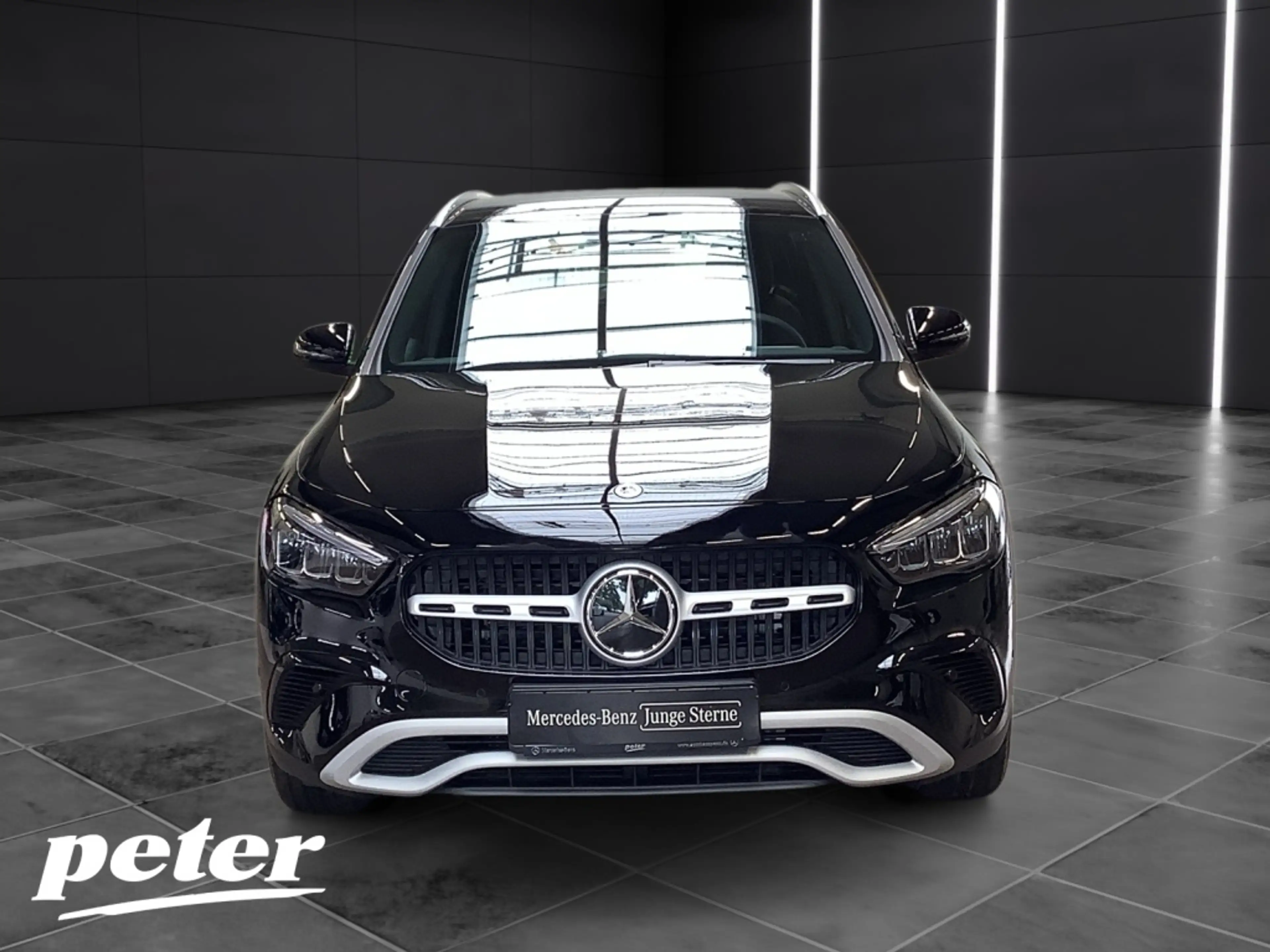 Mercedes-Benz GLA 180 d Advanced-Paket+17"LMR+KAMERA+MBUX+AHK — photo 2
