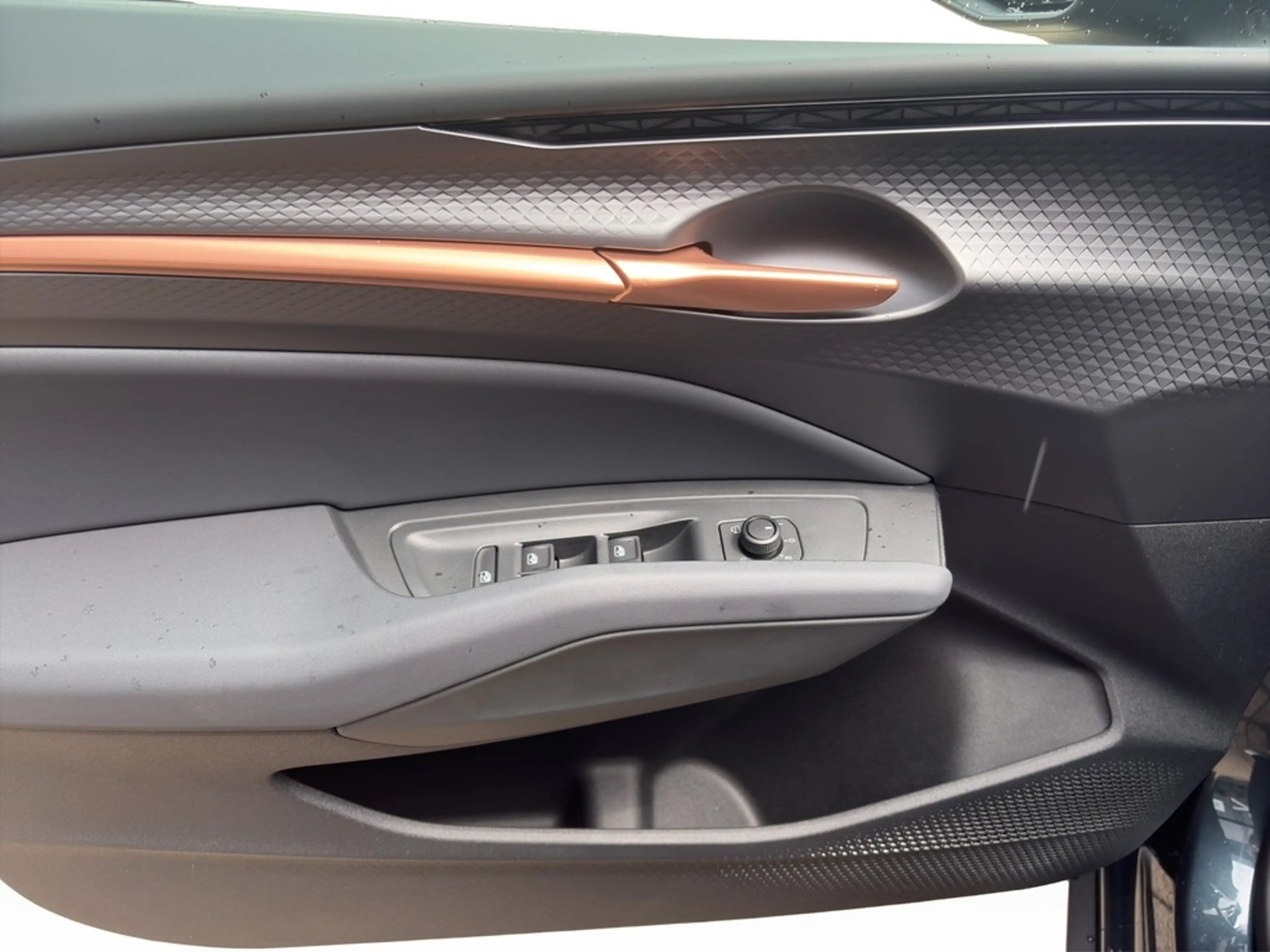 CUPRA Raval 52 kwh Endurance Edition Dynamic MATRIX*NAVIVOR... — photo 15