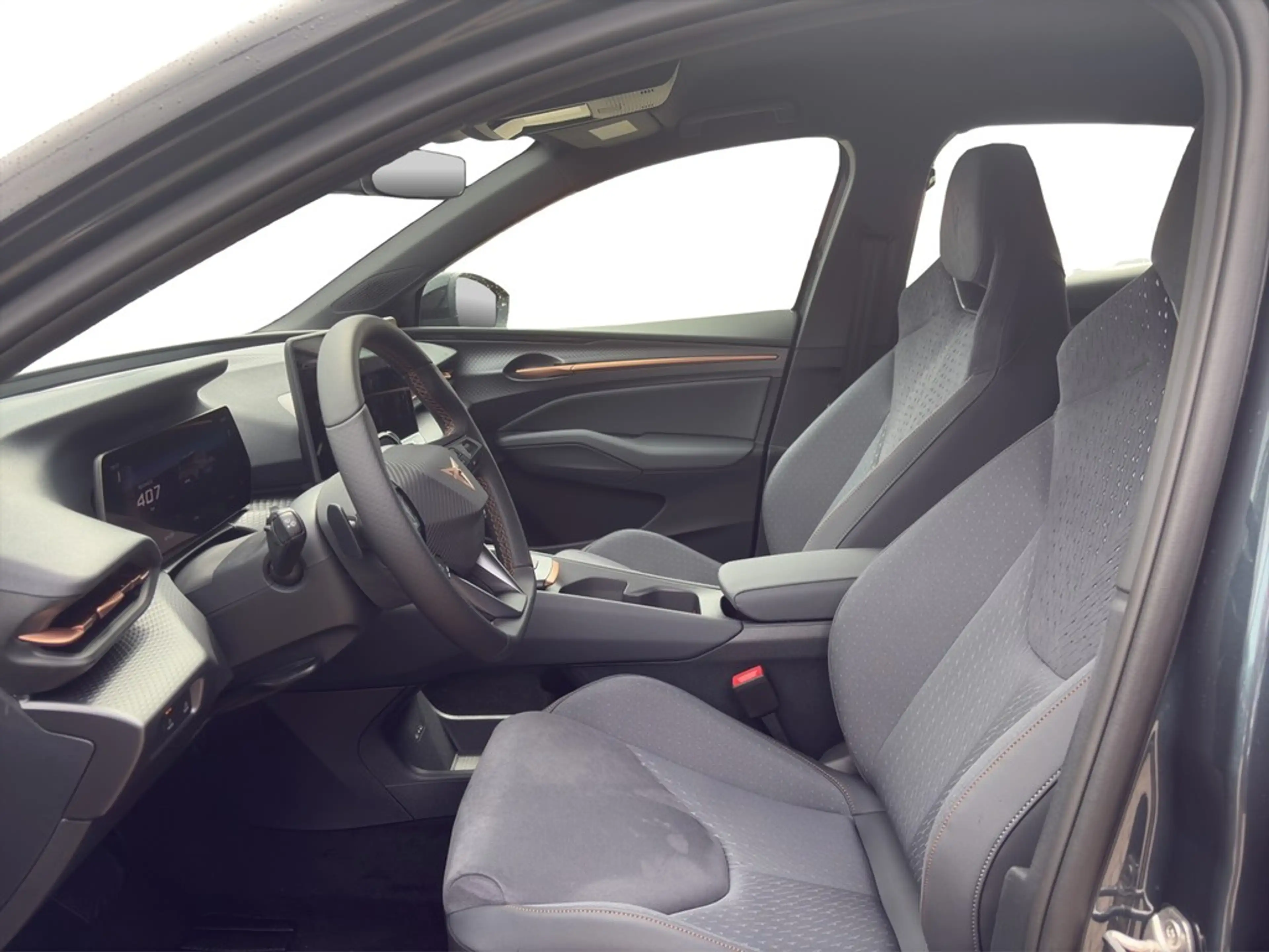 CUPRA Raval 52 kwh Endurance Edition Dynamic MATRIX*NAVIVOR... — photo 14