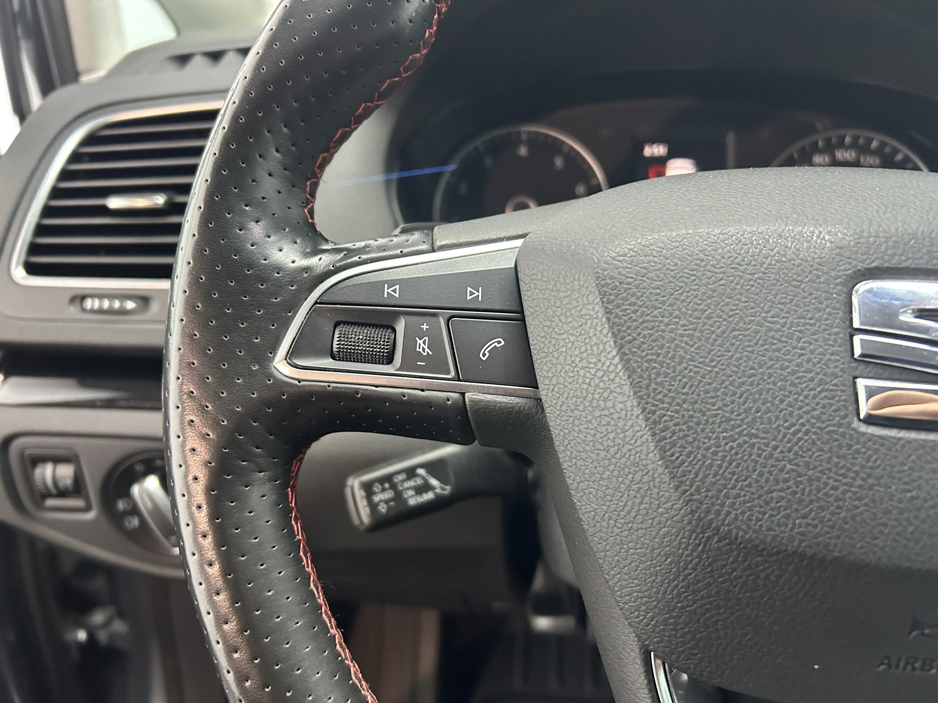 SEAT Alhambra FR-Line 7-Sitzer Bi-Xenon Alcantara SHZ — photo 13