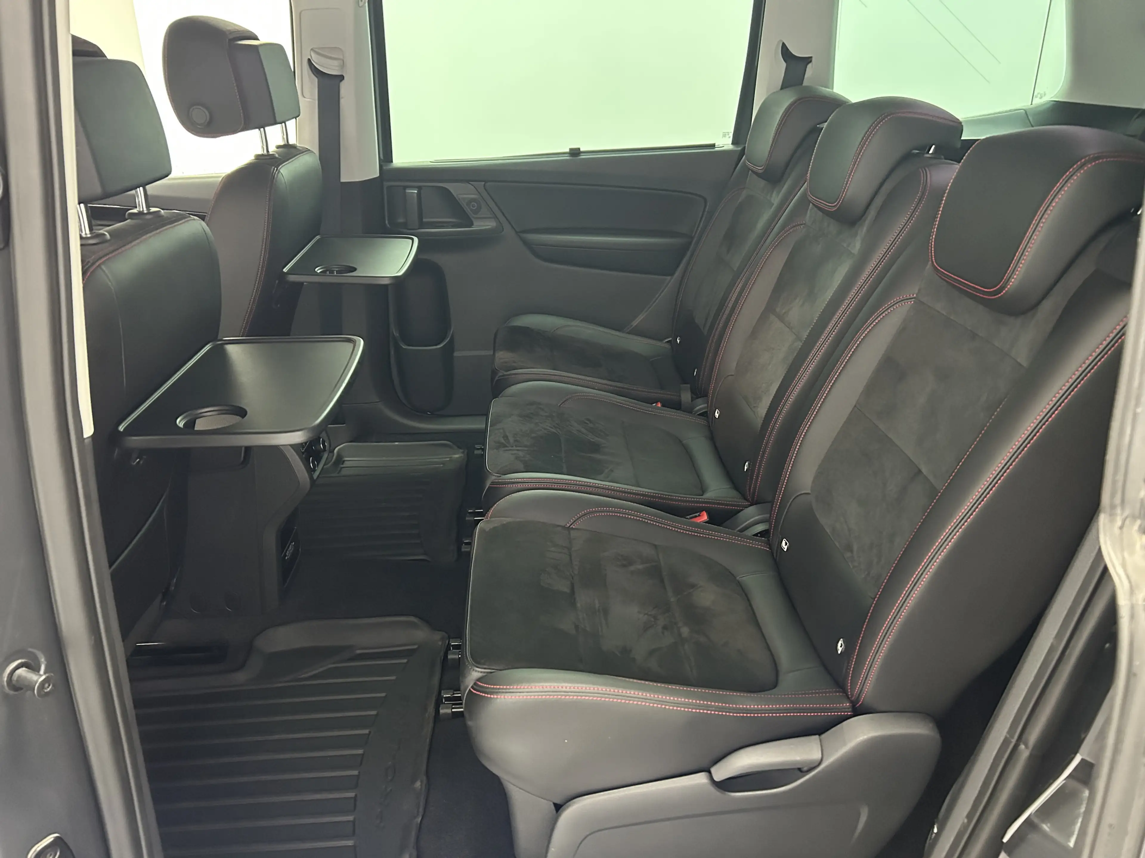 SEAT Alhambra FR-Line 7-Sitzer Bi-Xenon Alcantara SHZ — photo 9