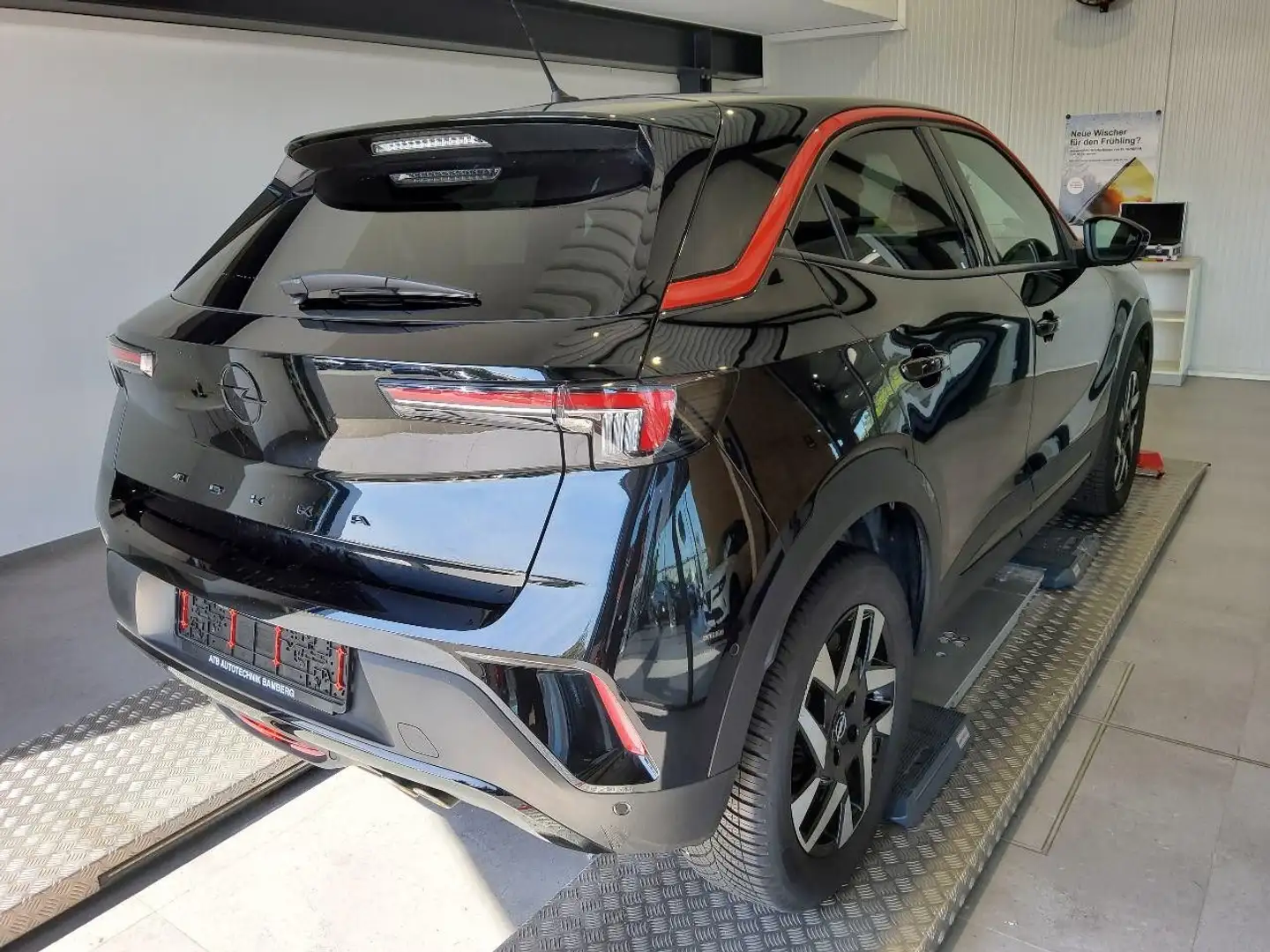 Opel Mokka B 1.2 T[Euro6d] S/S AT8 GS Zwart - 2