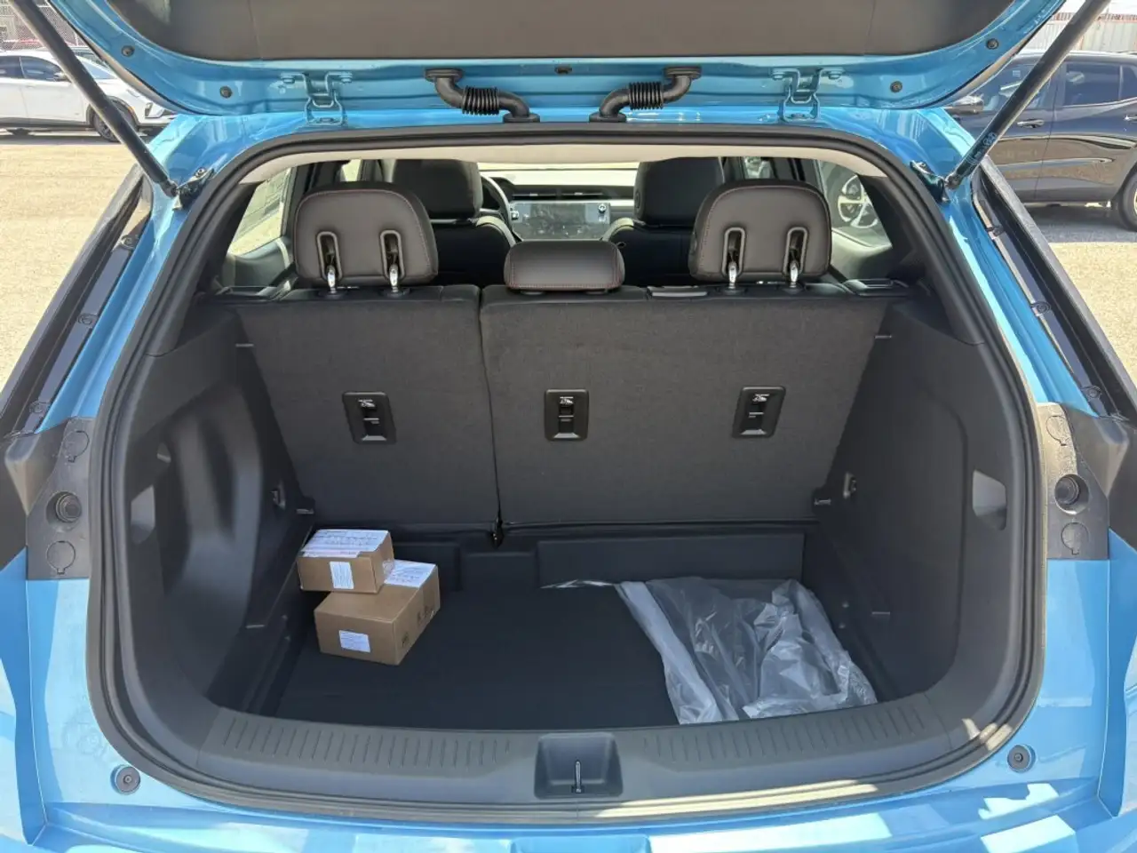 Chevrolet Bolt снимка Chevrolet Bolt