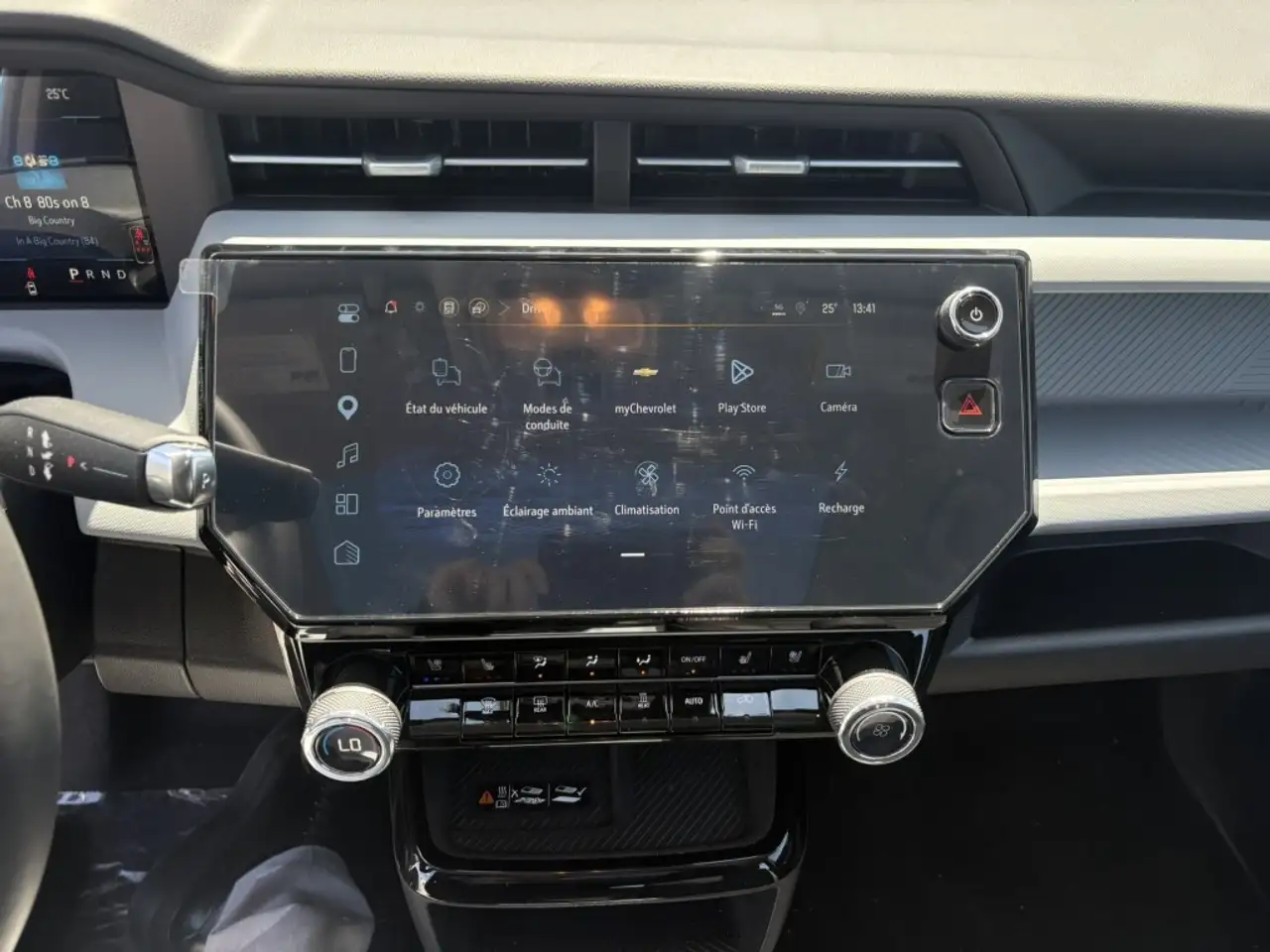 Chevrolet Bolt снимка Chevrolet Bolt