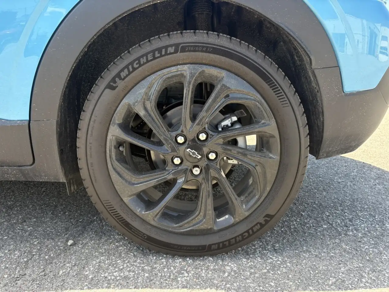 Chevrolet Bolt снимка Chevrolet Bolt