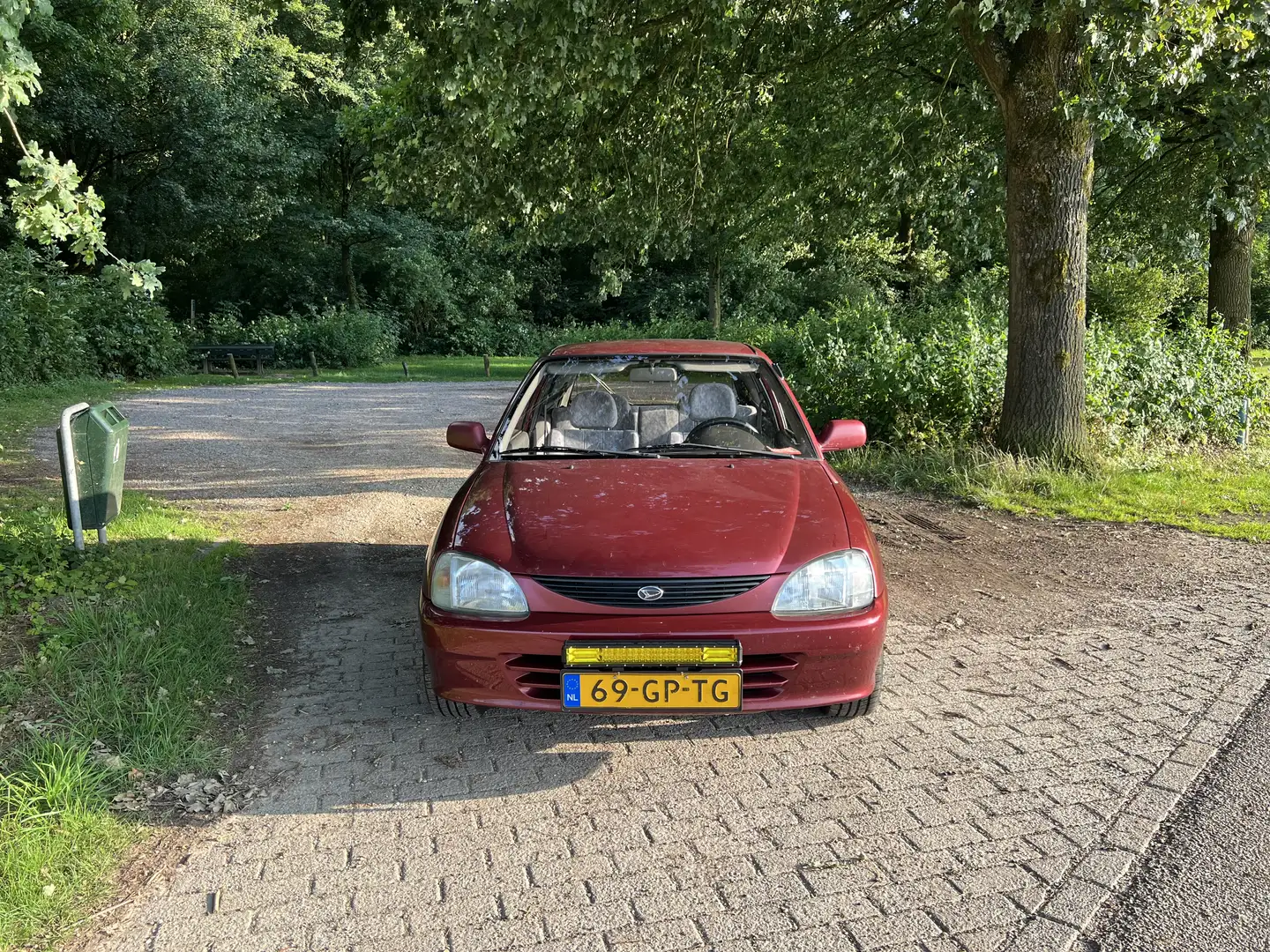 Daihatsu Charade 1.3-16V RTi FMDE Червоний - 1