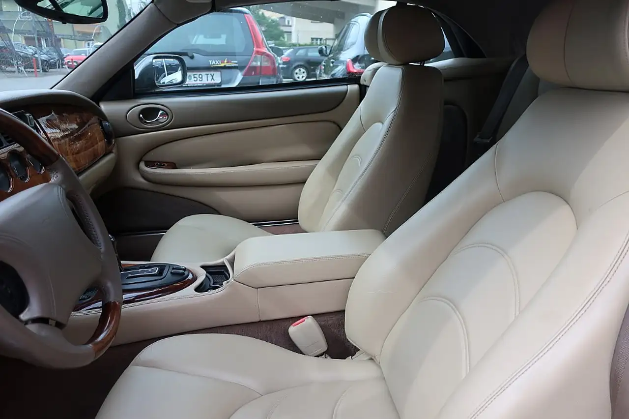 Jaguar XK8 Cabrio, foto 7