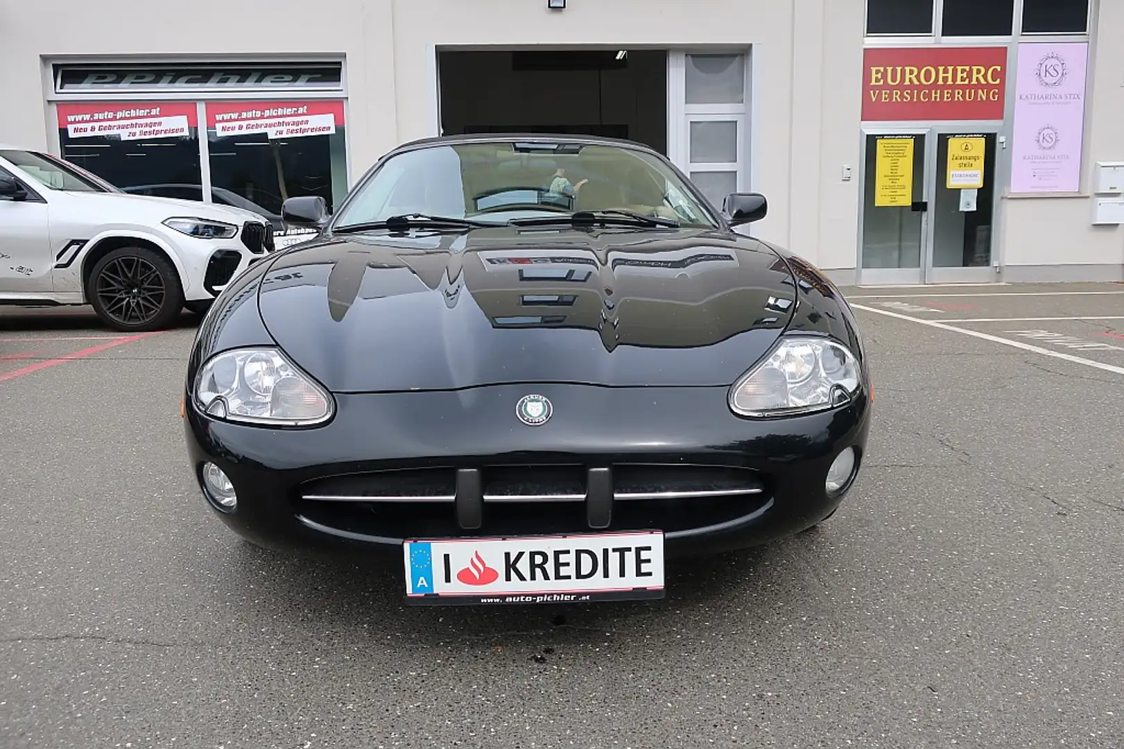 Jaguar XK8 Cabrio Schwarz - 2