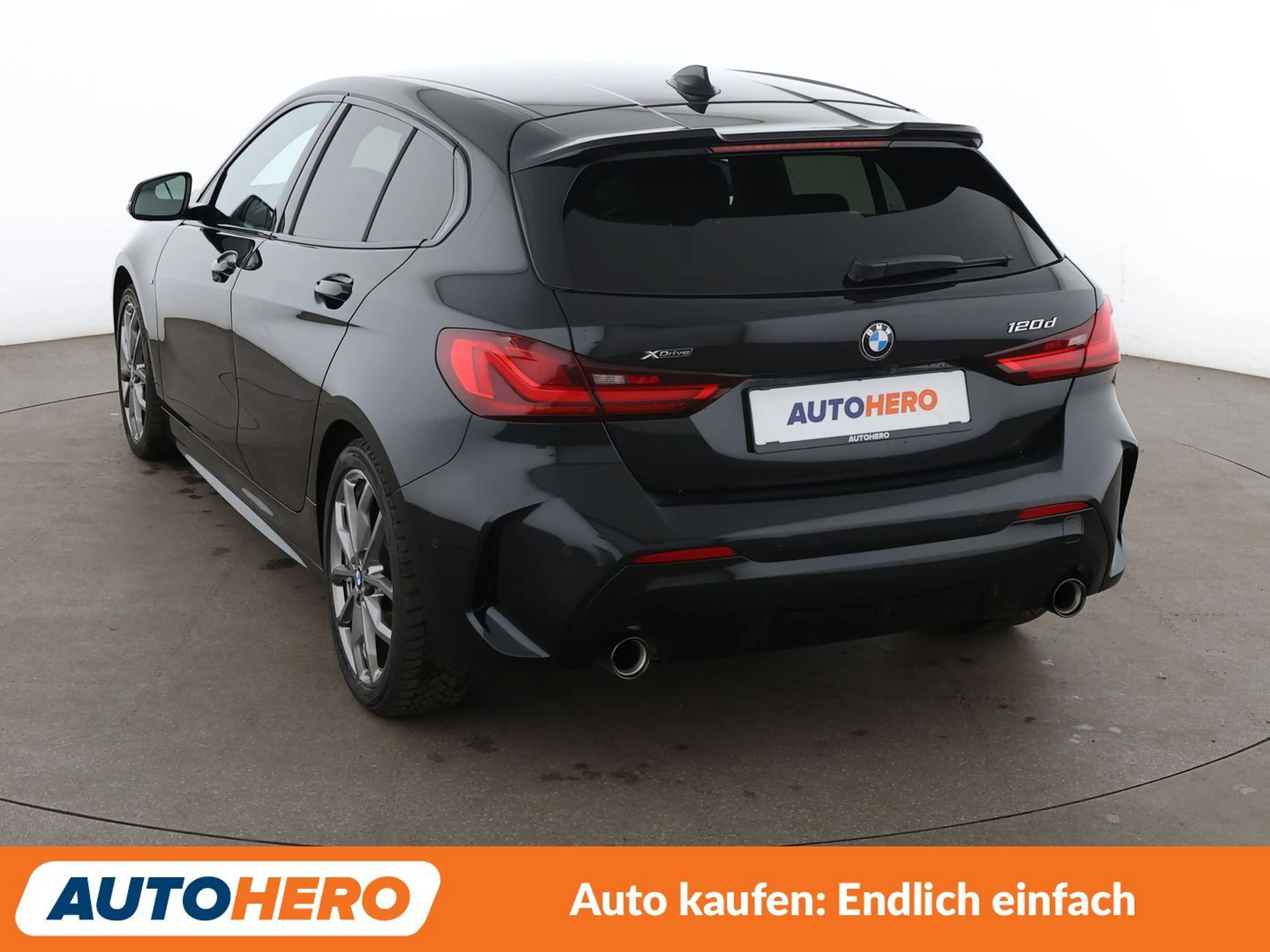 BMW 120 120d xDrive M Sport Aut.*NAVI*LED*TEMPO* — photo 4