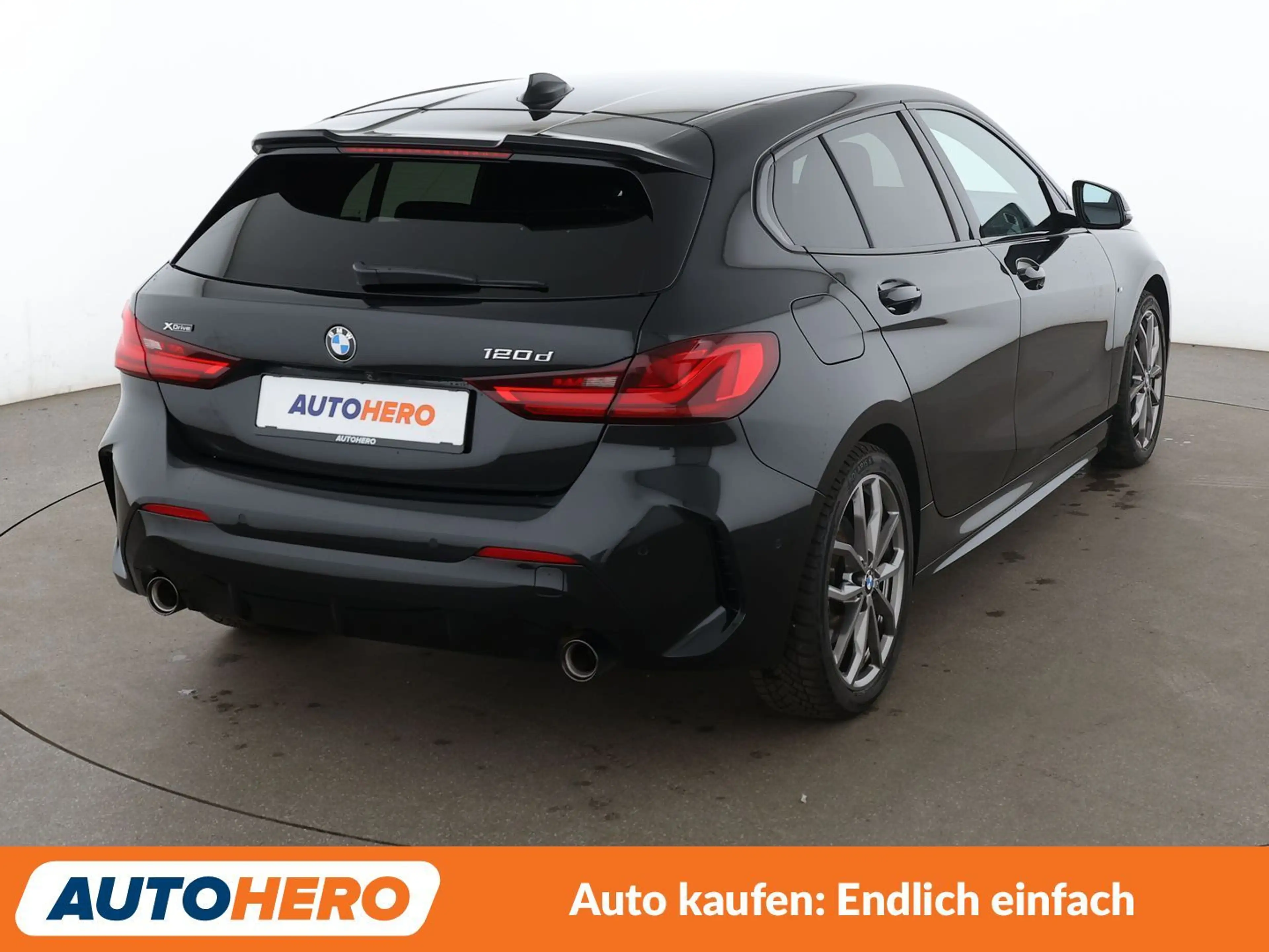 BMW 120 120d xDrive M Sport Aut.*NAVI*LED*TEMPO* — photo 6