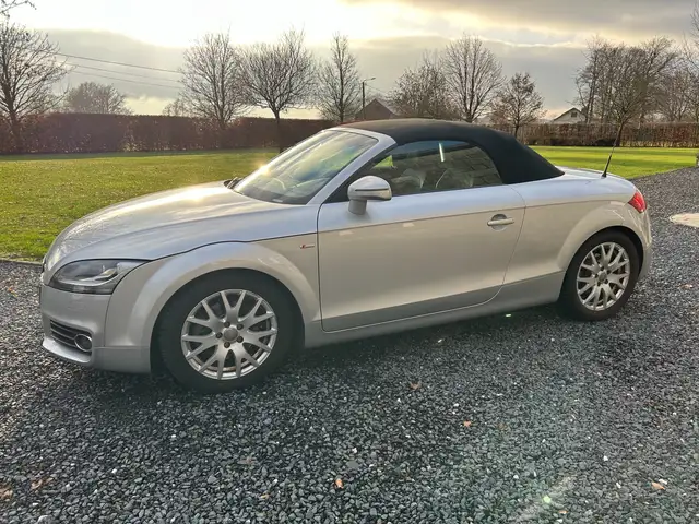 Audi TT TT Roadster  2.0 TFSI S line