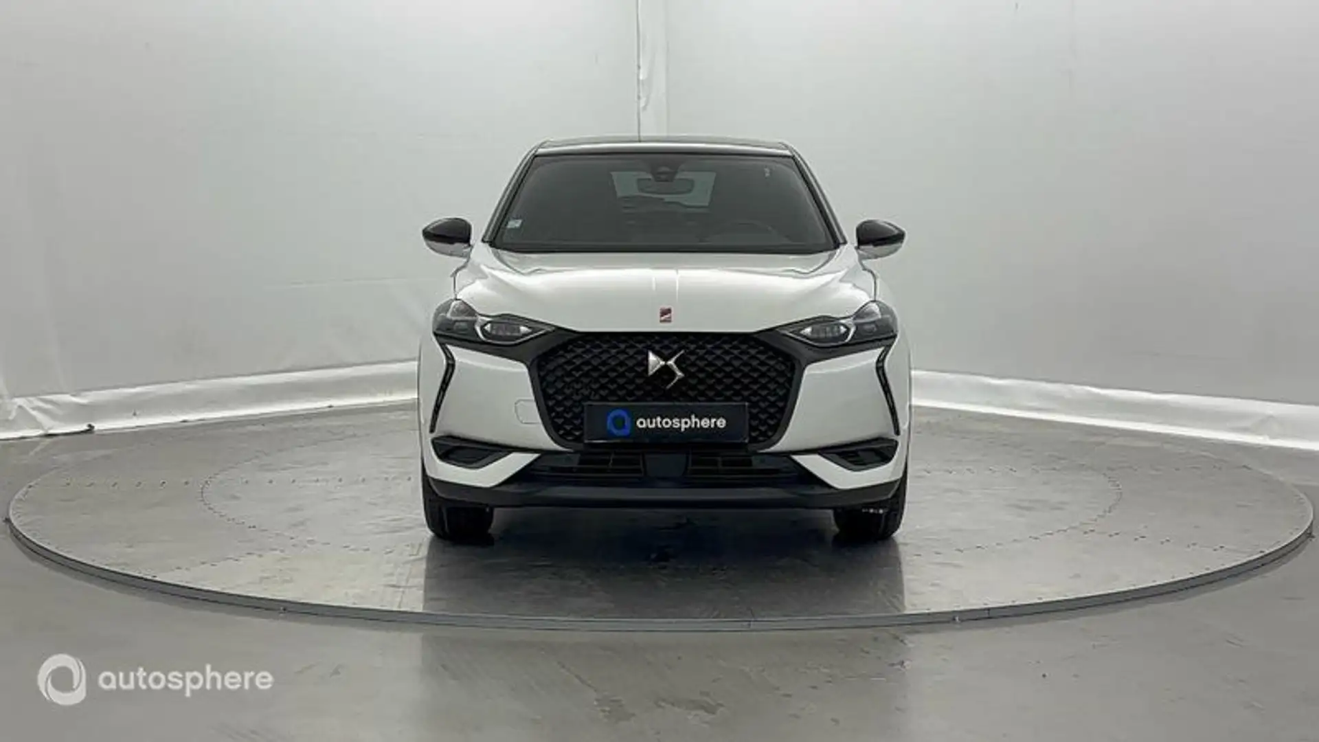 DS Automobiles DS 3 Crossback BlueHDi 130ch Performance Line + Automatique 126g - 2