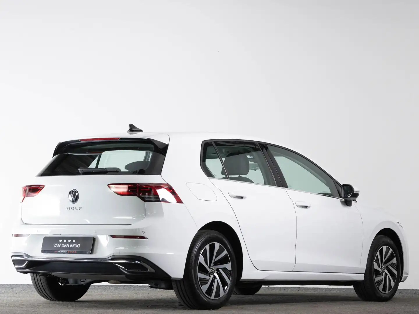 Volkswagen Golf Style 1.4 204 PK DSG eHybrid AUTOMAAT | LED | Adap Wit - 2