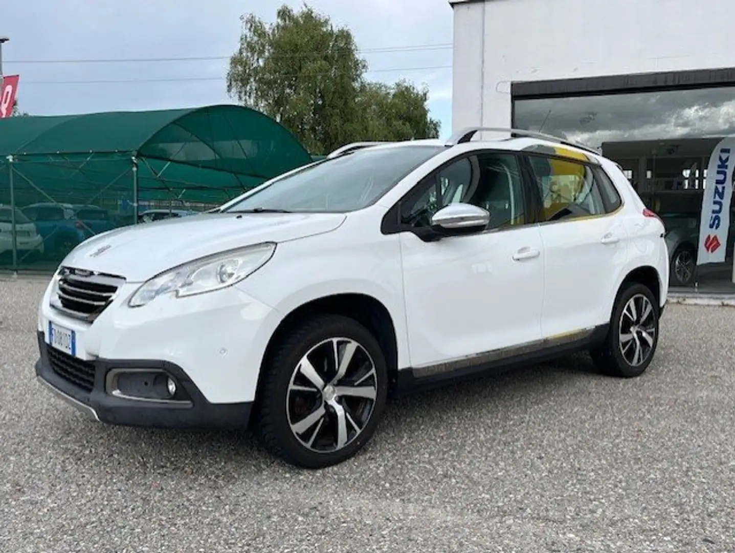 Peugeot 2008 2008 1.6 bluehdi Allure + grip control Blanc - 2