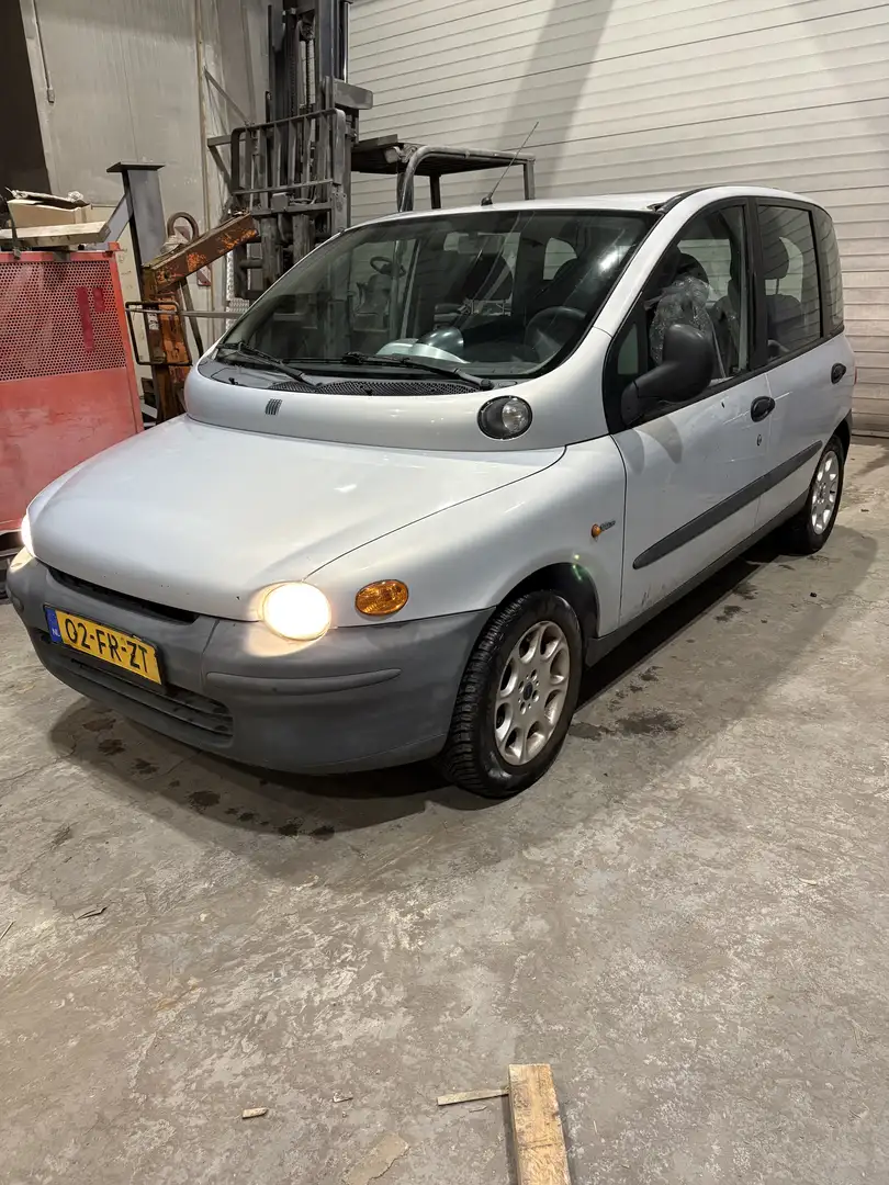 Fiat Multipla 1.6 SX Grijs - 2