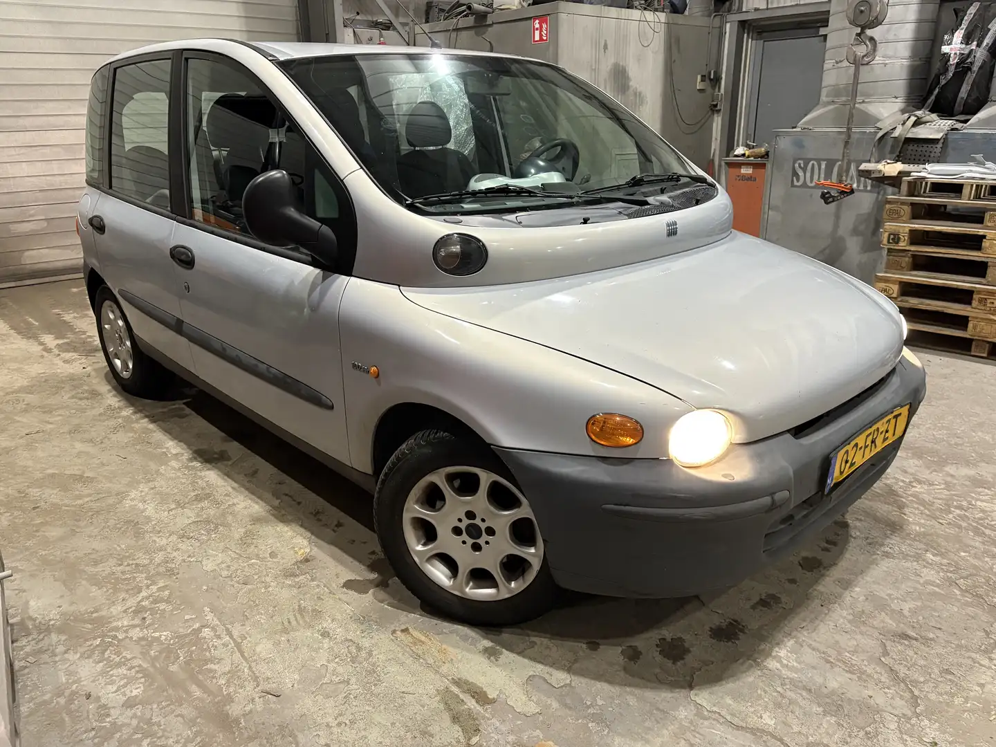 Fiat Multipla 1.6 SX Grijs - 1