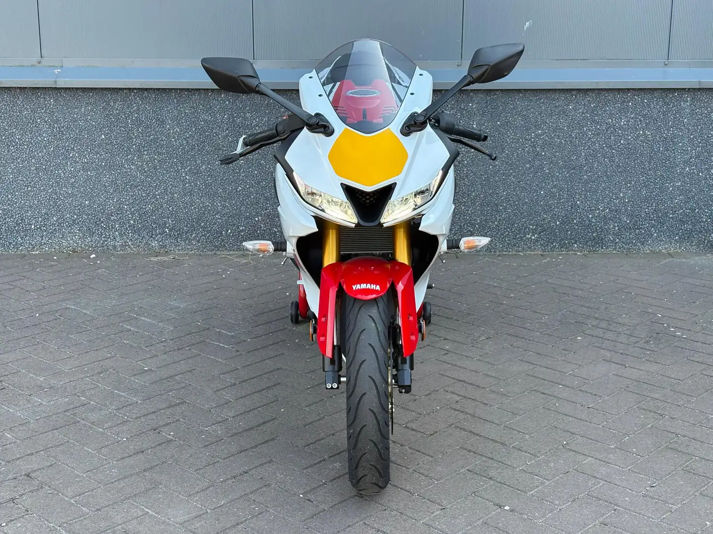 Yamaha YZF-R125 60th Anniversary YZF125-A - 2
