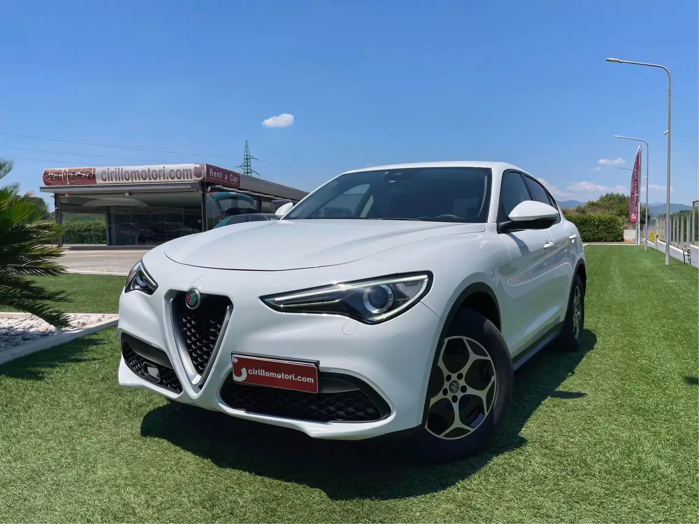 Alfa Romeo Stelvio Stelvio 2.2 t Business rwd 160cv auto my19 Wit - 2