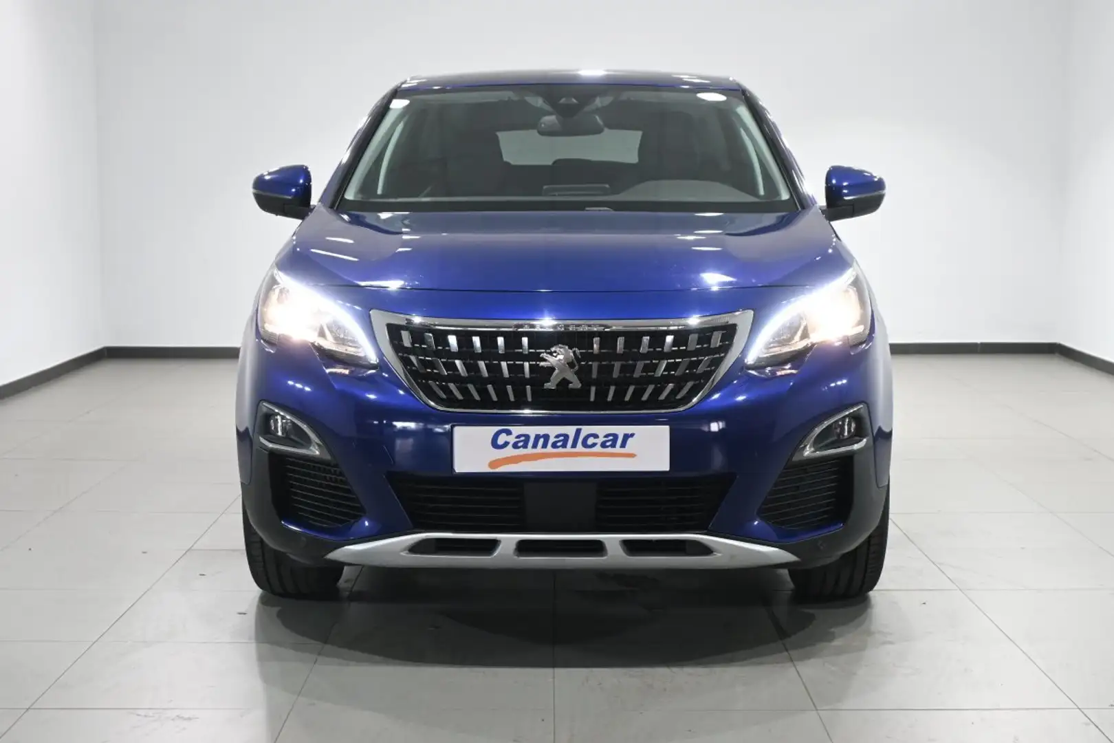 Peugeot 3008 1.6 BlueHDi Allure EAT6 120 Blau - 2