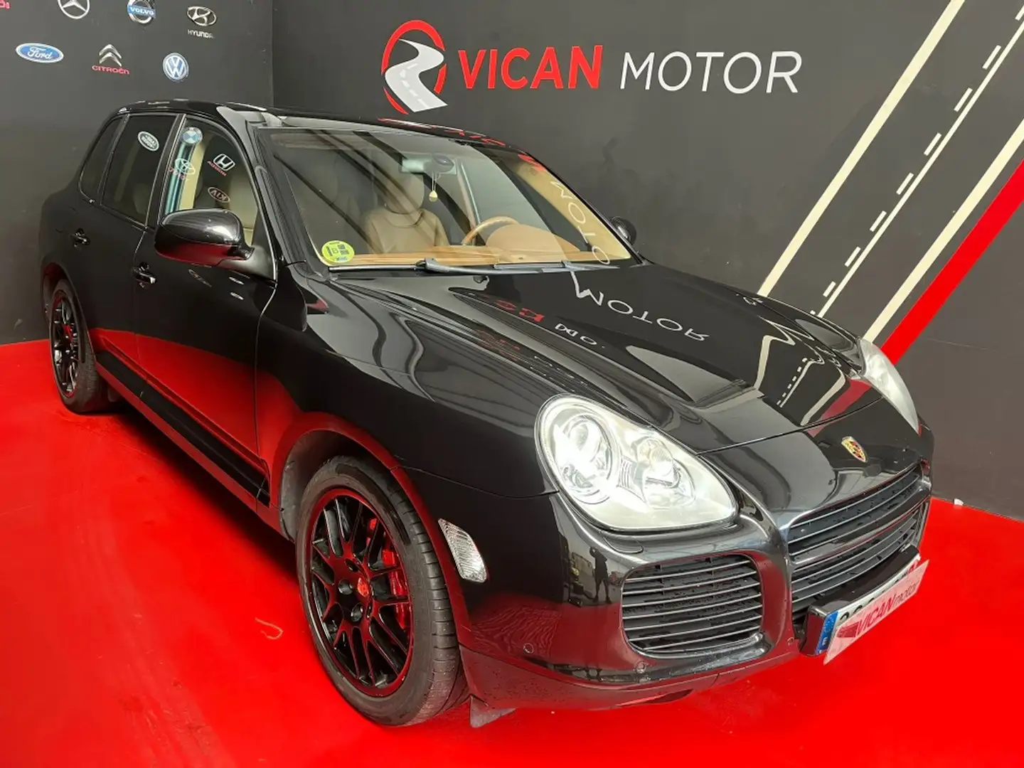 Porsche Cayenne 4.5 Turbo Aut. Schwarz - 1