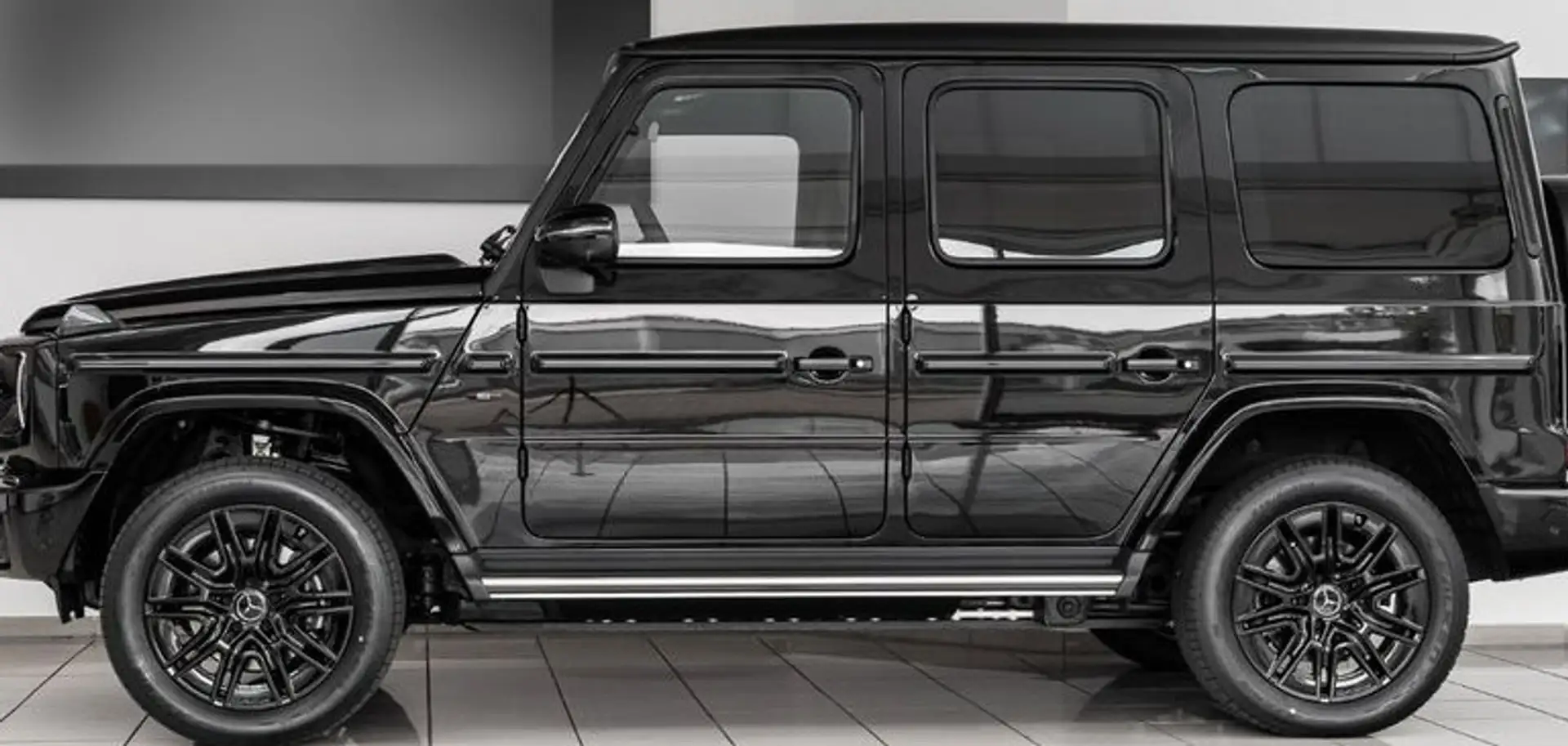 Mercedes-Benz G 580 Negro - 2