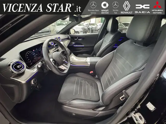 Mercedes-Benz C-Class view 4