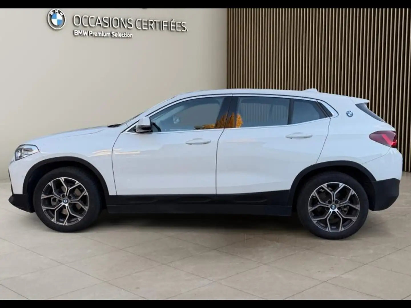 BMW X2 sDrive18iA 136ch Lounge DKG7 Blanc - 2