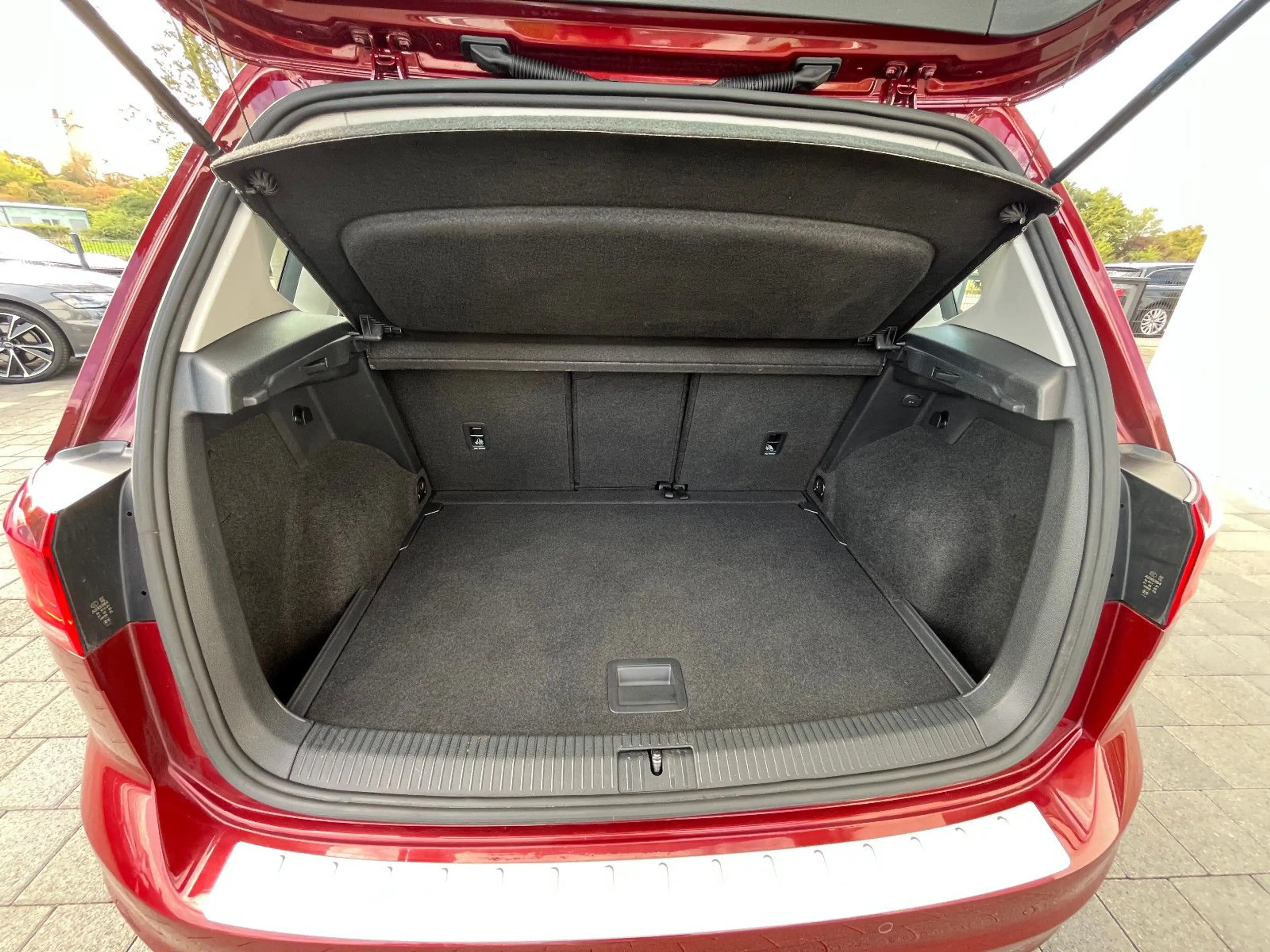 Volkswagen Golf Sportsvan Highline 1.5 TSI DSG PANO 1.Hand — photo 14
