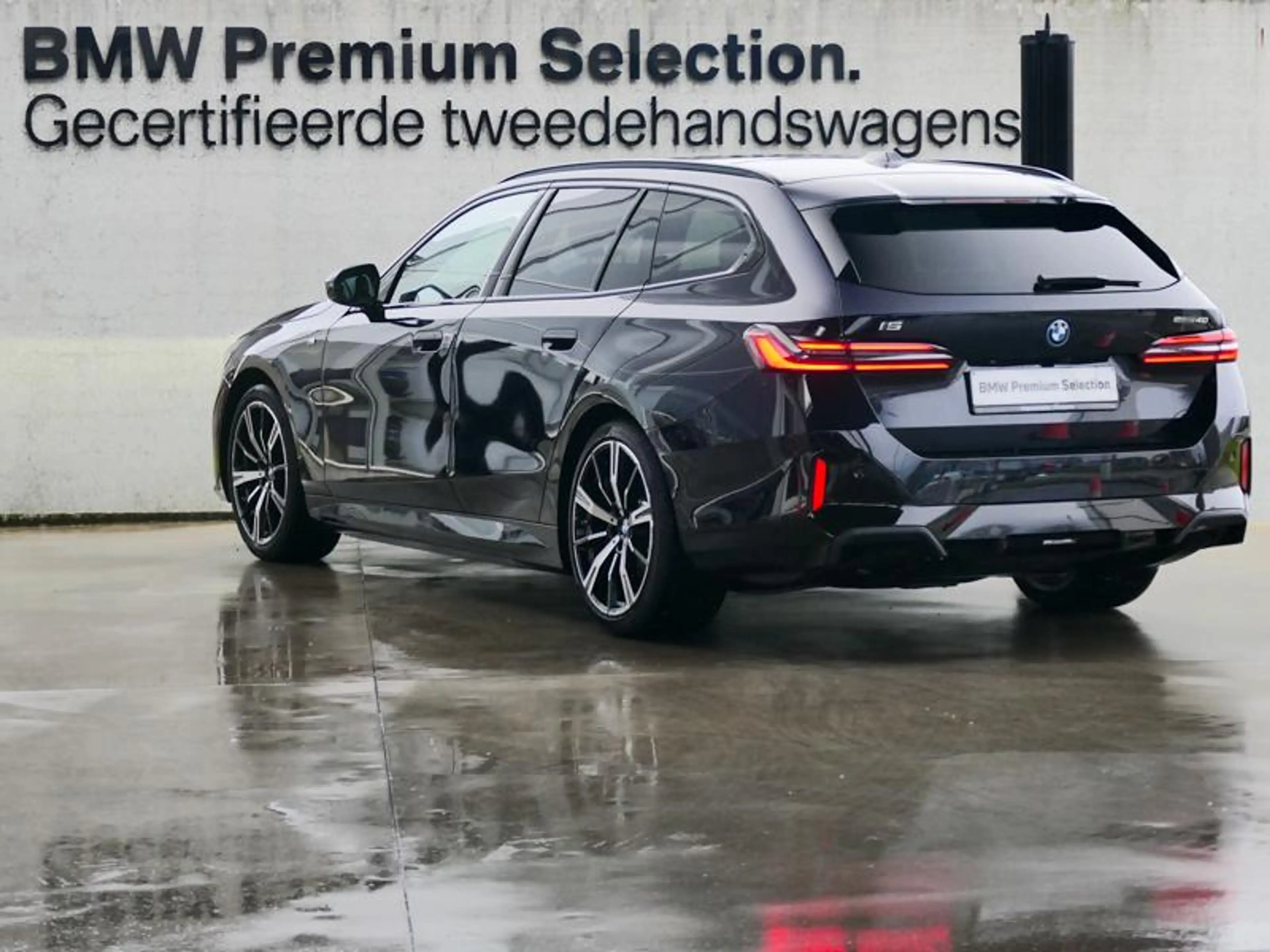 BMW i5 eDrive40 Touring M Sport PRO | PANO | — photo 5