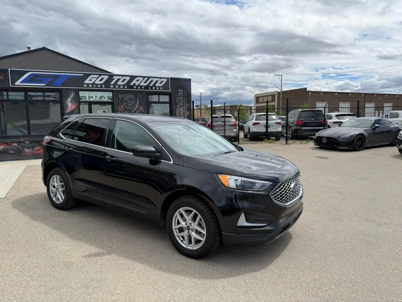 Ford Edge photo Ford Edge