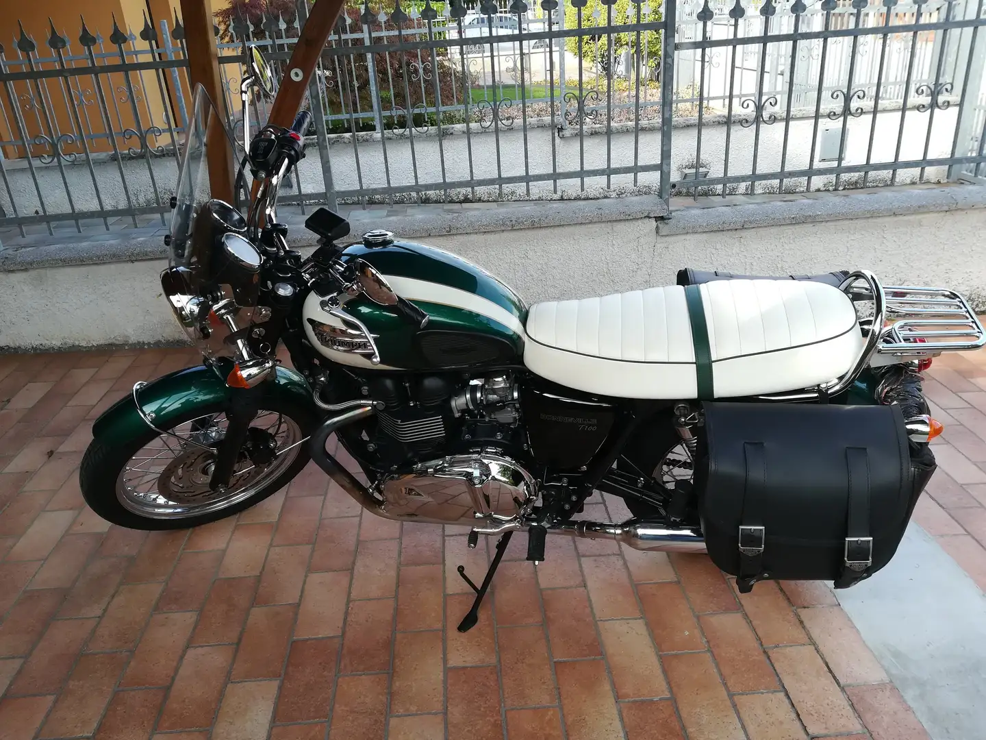 Triumph Bonneville T100 Zielony - 2