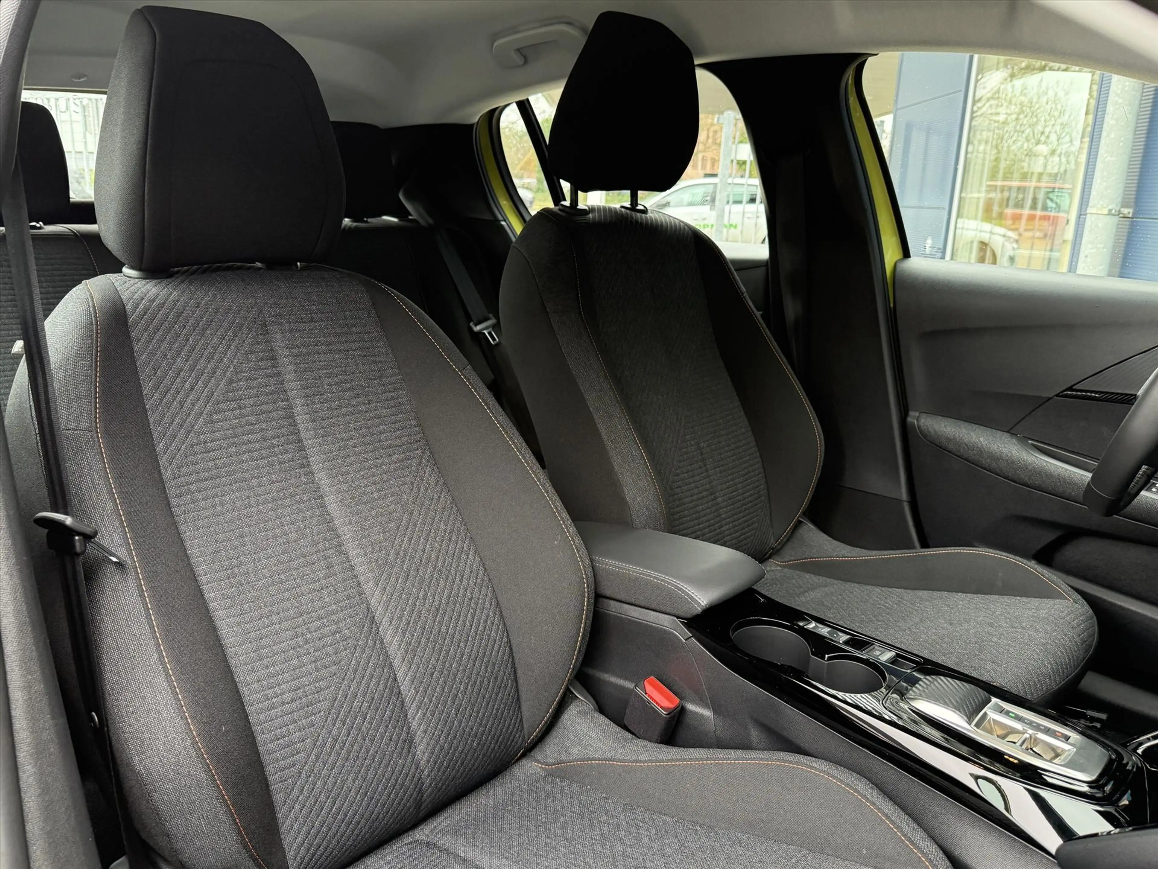 Peugeot e-208 EV 51kWh 156pk Style Avantage SOH 96.9% — photo 9