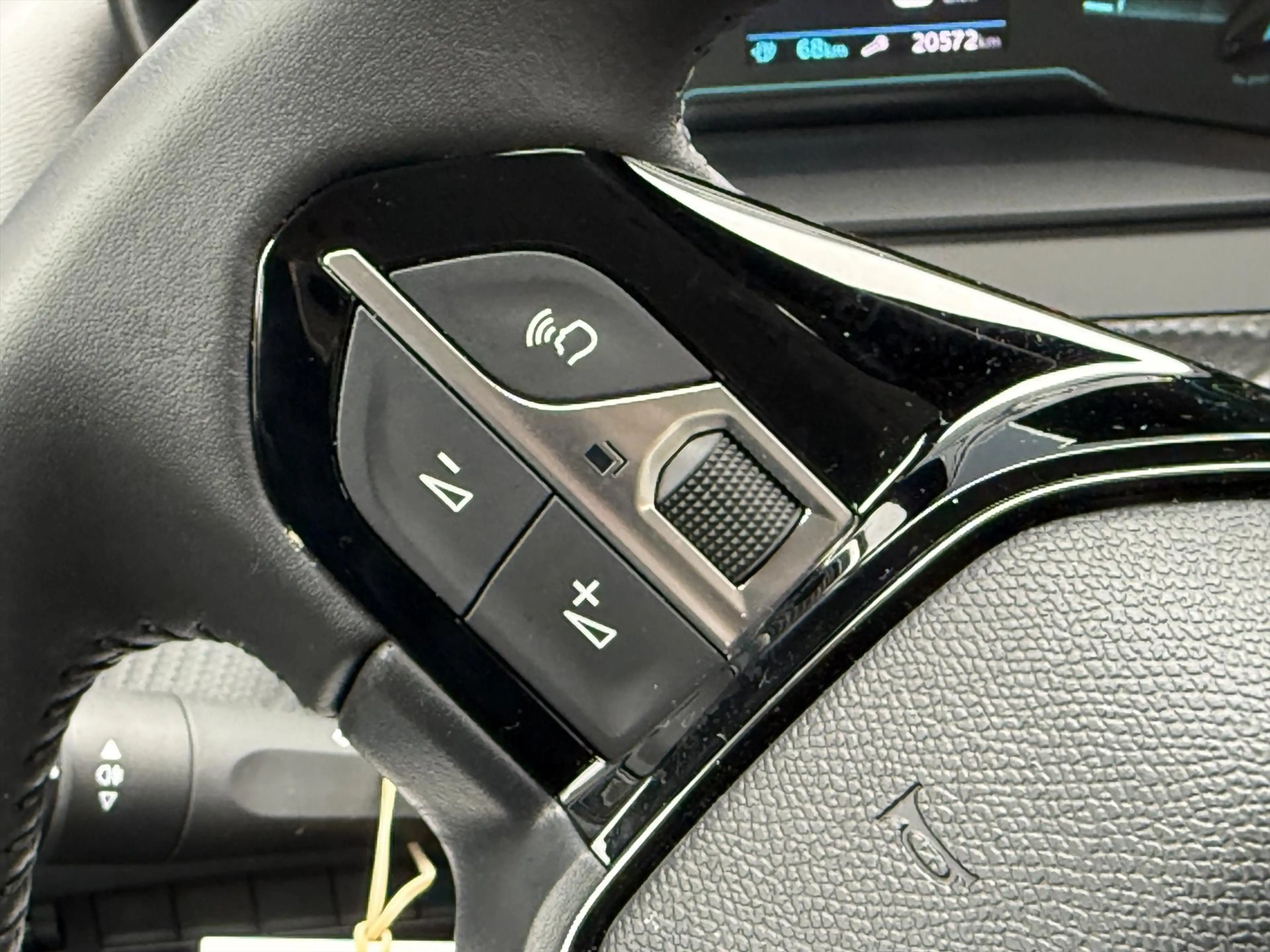 Peugeot e-208 EV 51kWh 156pk Style Avantage SOH 96.9% — photo 15