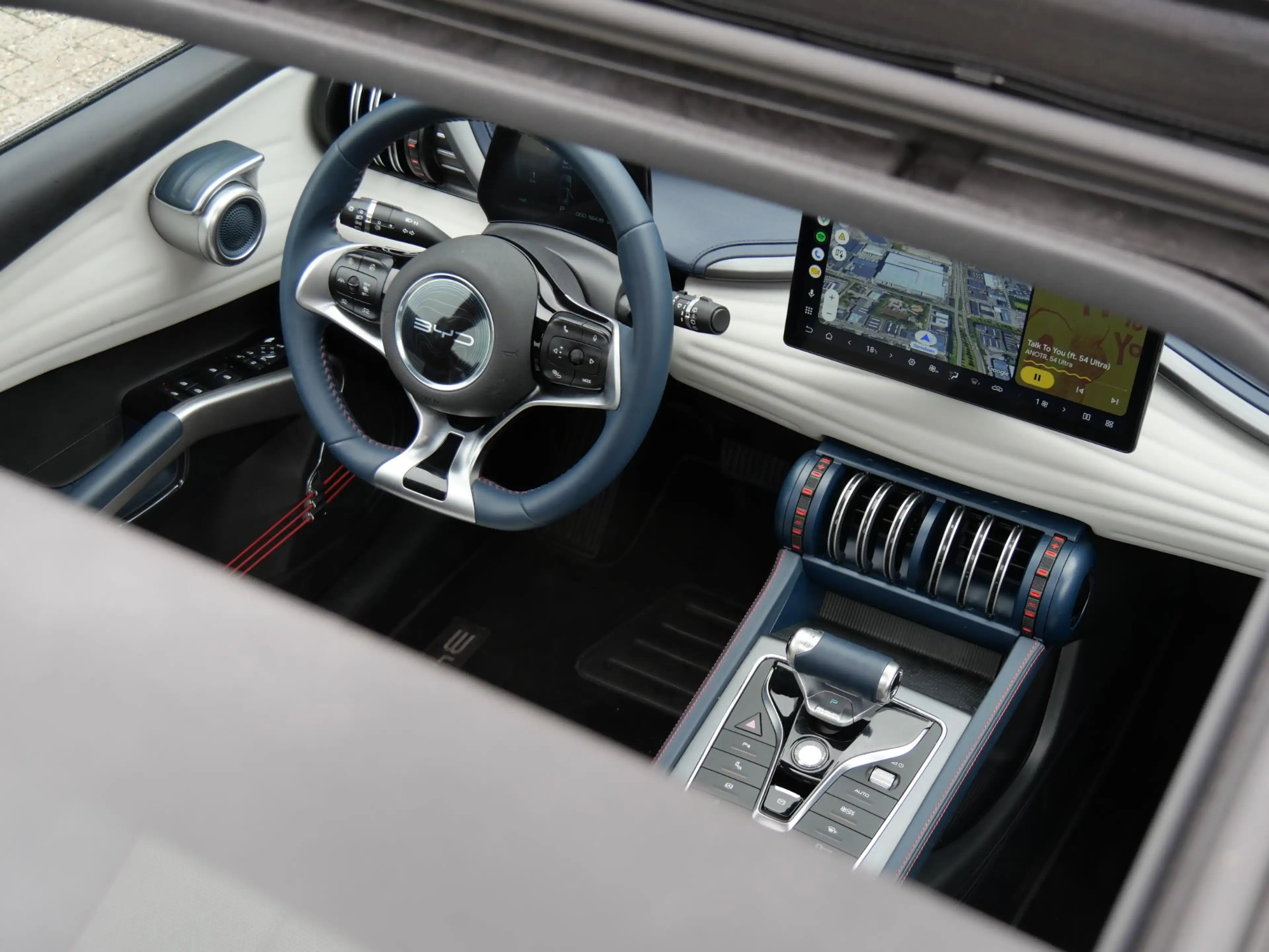 BYD Atto 3 60kWH PANORAMADAK/ LEER/ 360° CAMERA/ NL-AUTO 1STE — photo 8