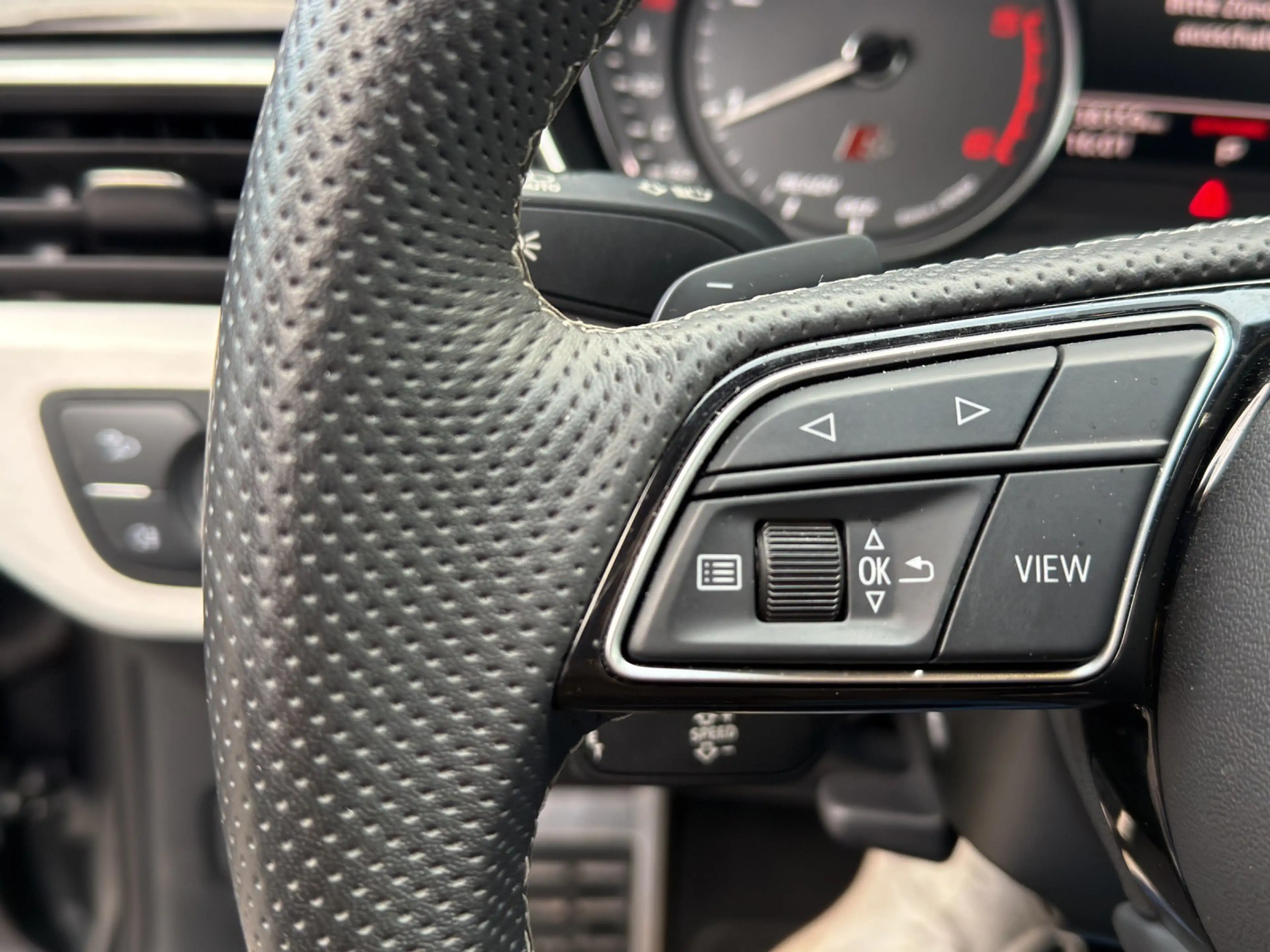 Audi S4 Avant 3.0 TDI QUATTRO/2 X SLINE/LED/NAV MMI/TMPMT/ — photo 12