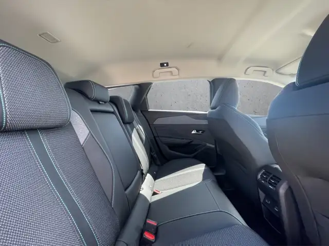 Peugeot 308 SW view 14