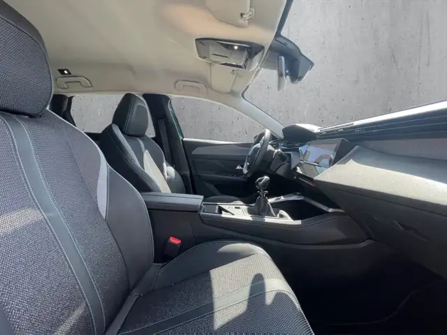 Peugeot 308 SW view 13