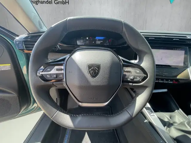 Peugeot 308 SW view 10