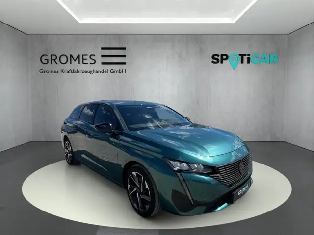 Peugeot 308 SW main image