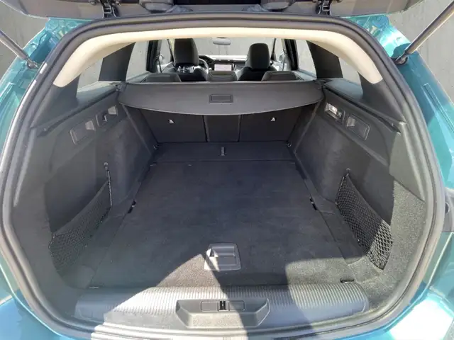 Peugeot 308 SW view 7