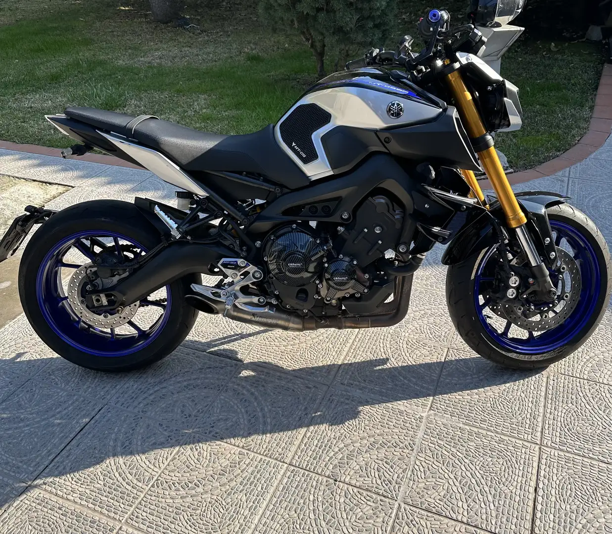 Yamaha MT-09 sp - 2
