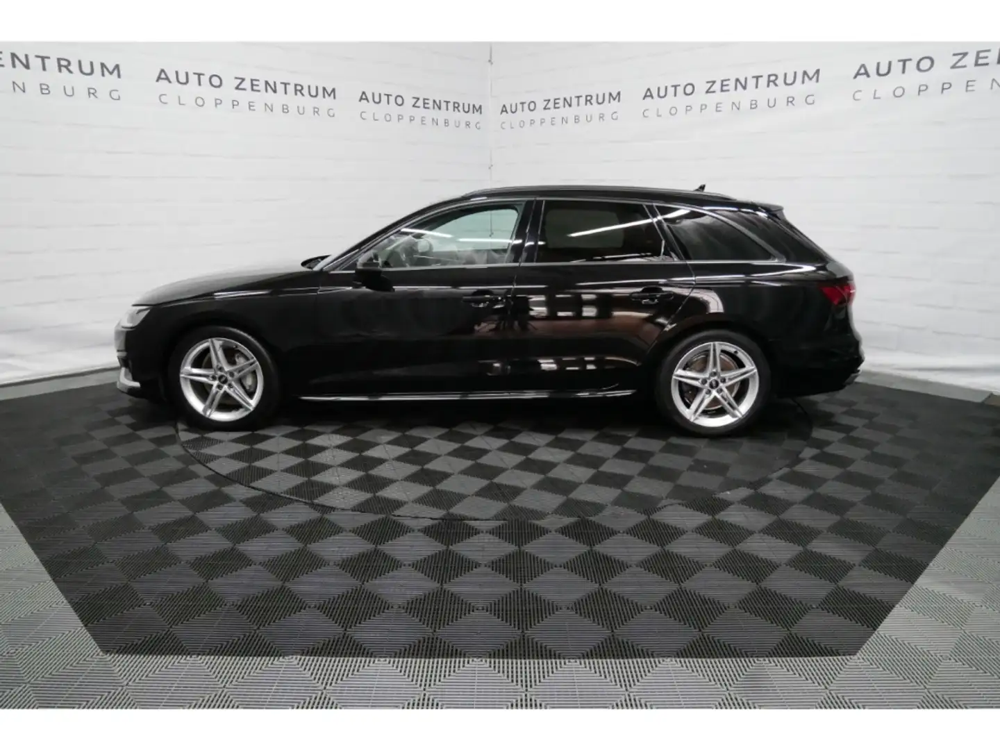 Audi A4 40 TDI q advanced Matrix+Pano+Virtual+Navi+18'' Schwarz - 2