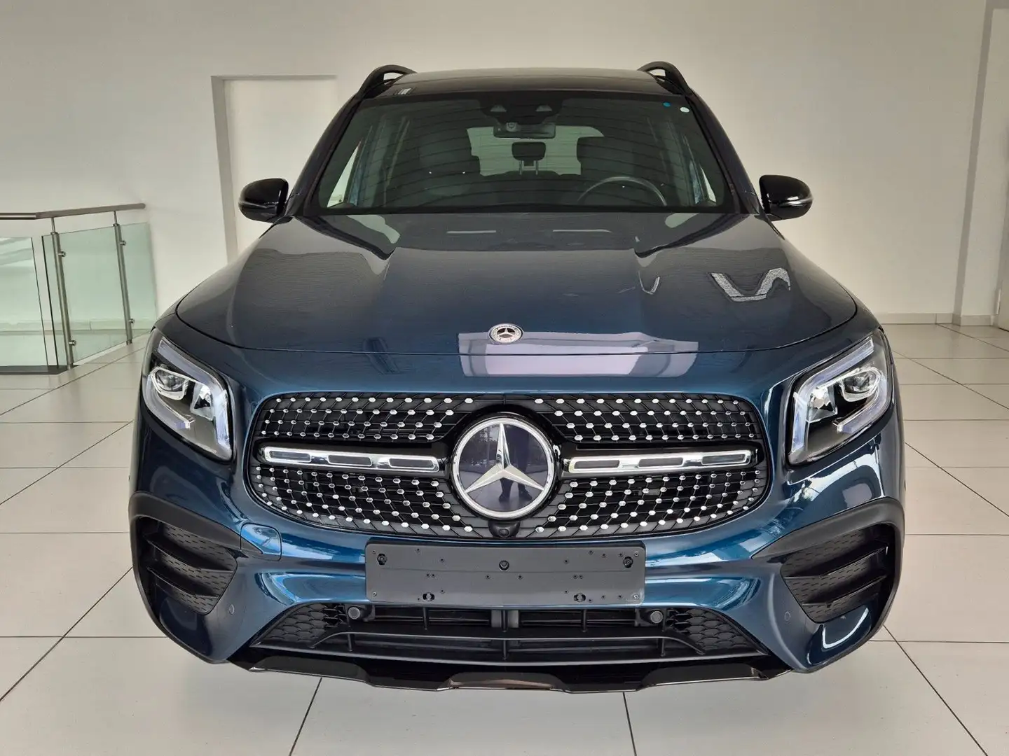 Mercedes-Benz GLB 200 GLB AMG-Line*PANO*SzHeizung*ACC*Kamera* Bleu - 2