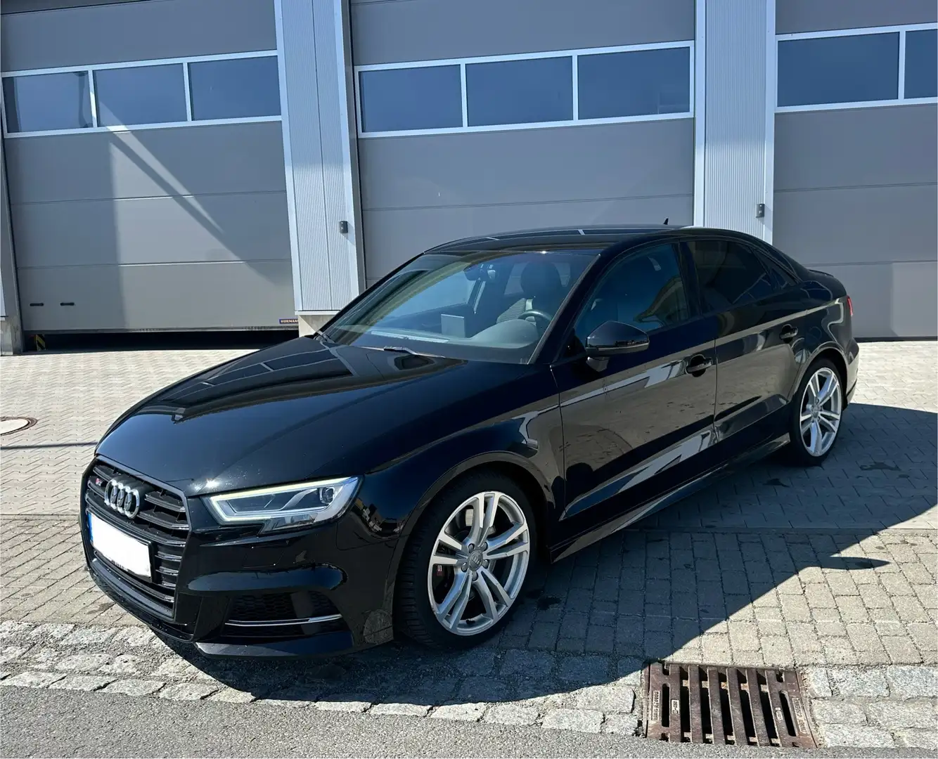 Audi S3 Limousine S tronic - 1