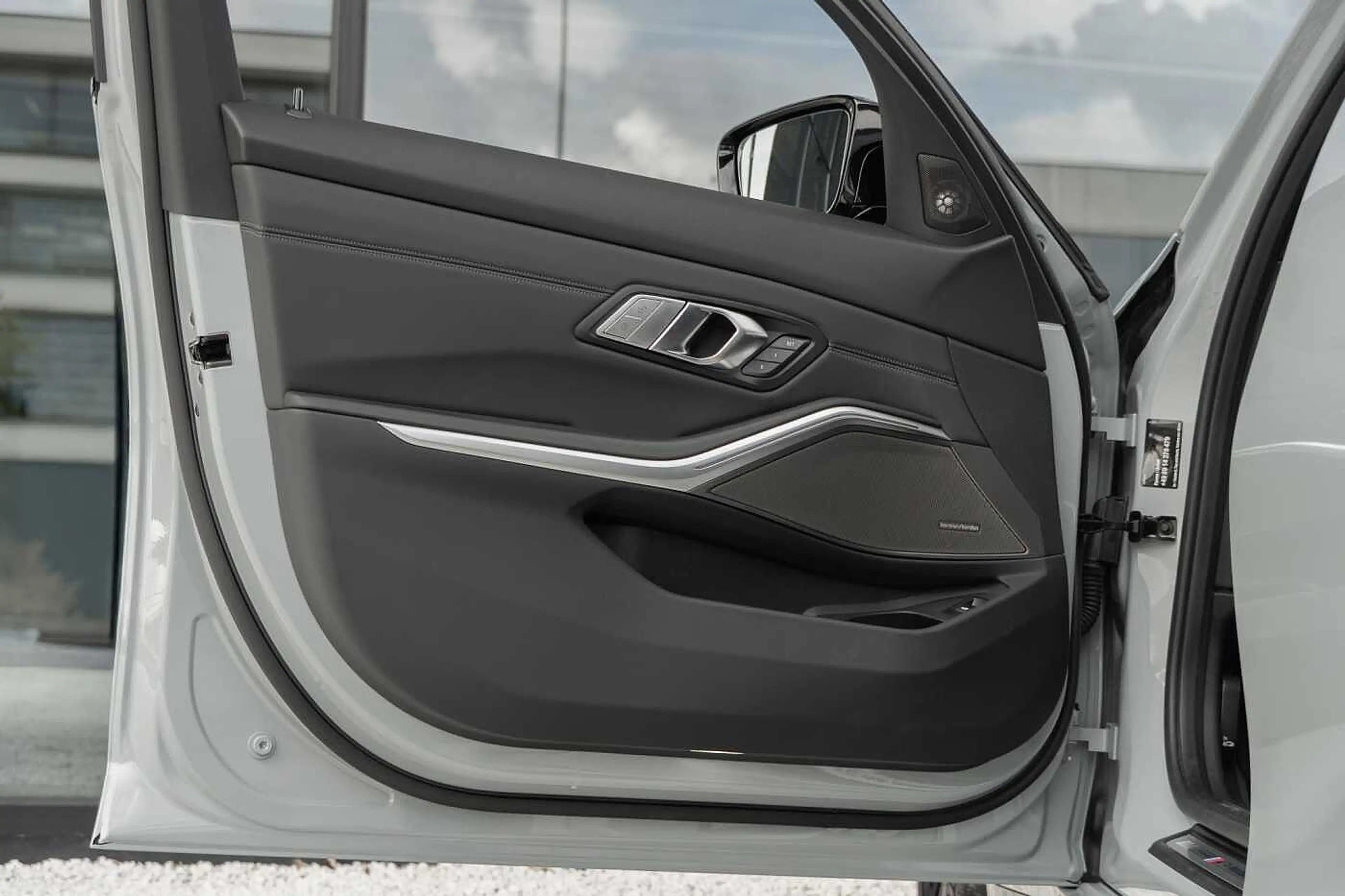 BMW M3 TOURING xDrive Competition — photo 13