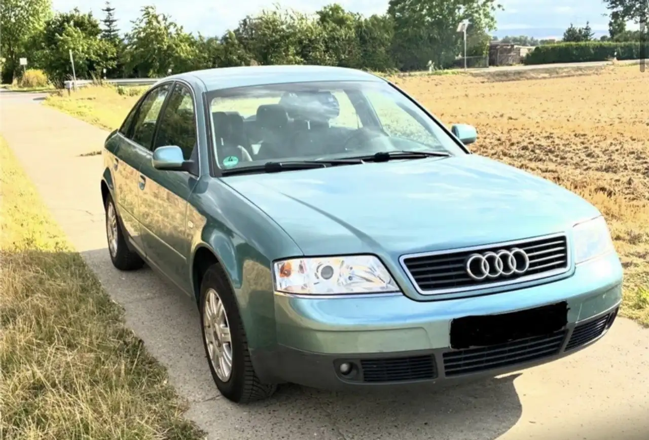 Audi A6 2.4, foto 2